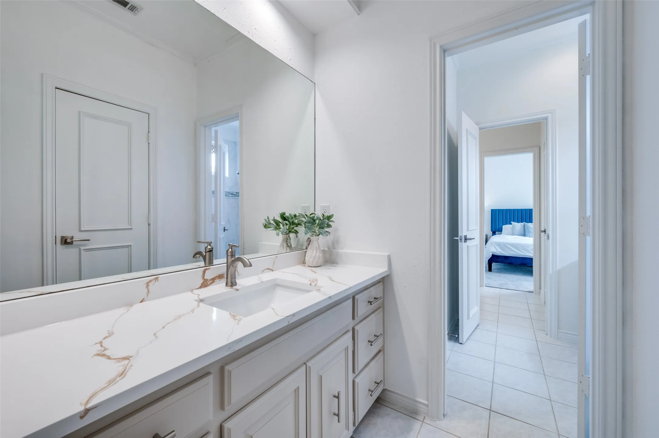 Single Family Residence For Rent in Collin County , 4605 Adrian Way, Plano, Texas 75024, 4 Bedroom, 4 Bathroom, 3 Garage spaces, 3,771 Sqft, built in 1987, mls#21366148, Real Estate Agent in Plano, Homes For Rent in Collin county, Homes For Rent in Plano, Realtor in Plano Texas, Real Estate Brokerage Independent Realty Texas, Luminita Cordes Realtor