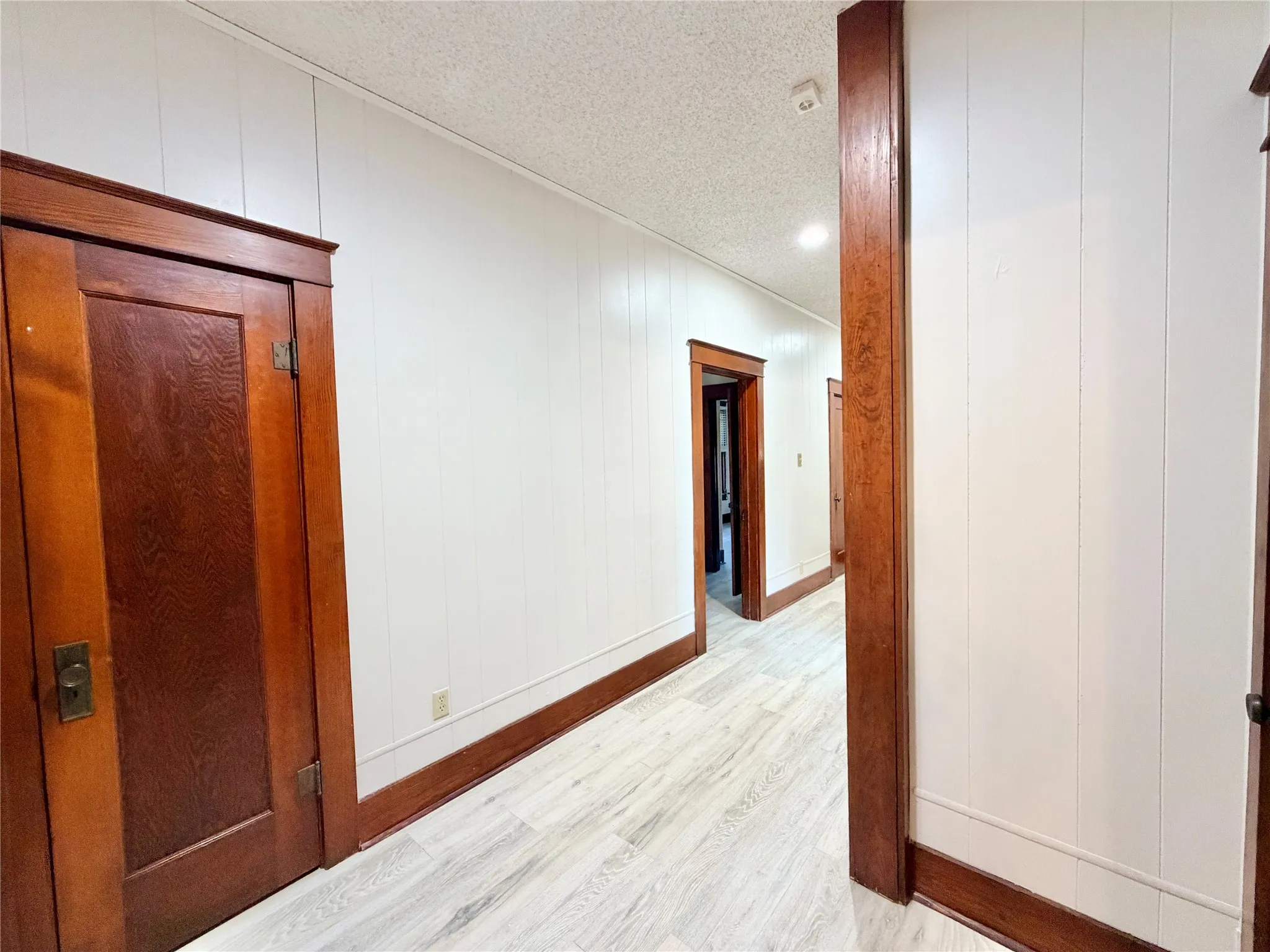 First Storage​​‌​​​​‌​​‌‌​‌‌​​​‌‌​‌​‌​‌​​​‌​​ Closet