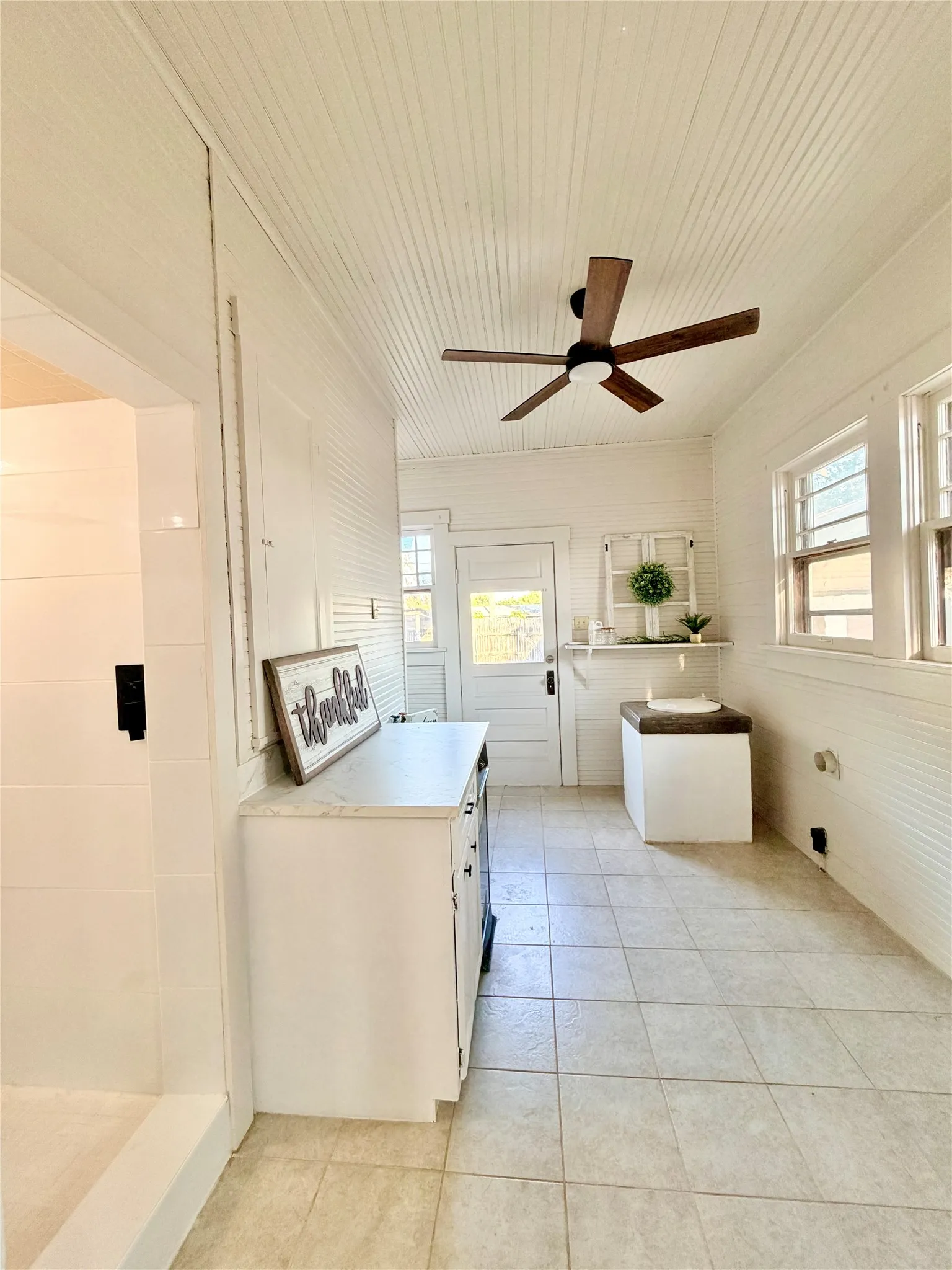 Single Family Residence For Sale in Taylor County , 406 Locust, Merkel, Texas 79536, 3 Bedroom, 2 Bathroom, Garage spaces, 1,756 Sqft, built in 1915, mls#21365844, Real Estate Agent in Merkel, Homes For Sale in Taylor county, Homes For Sale in Merkel, Realtor in Merkel Texas, Real Estate Brokerage Independent Realty Texas, Luminita Cordes Realtor