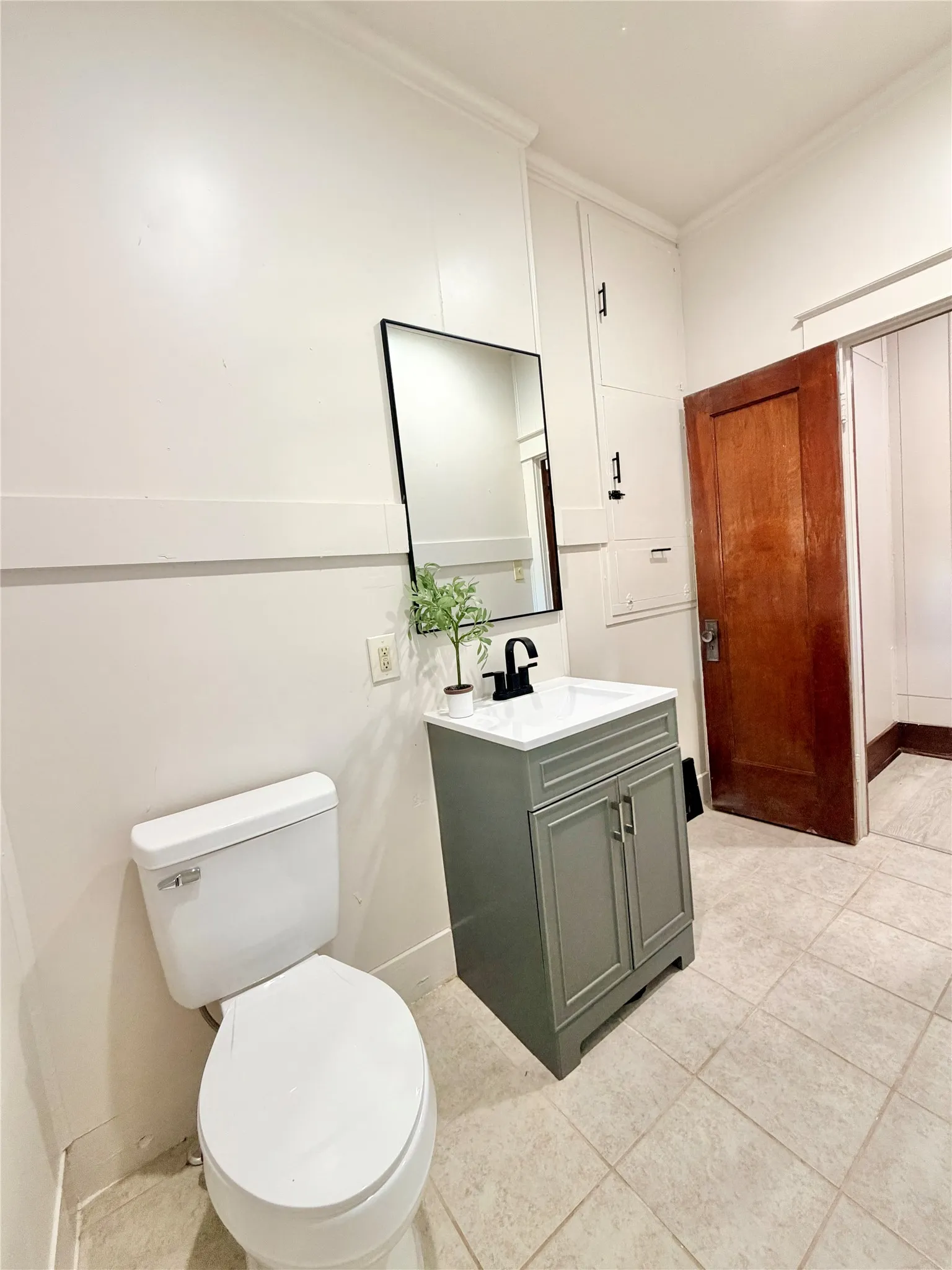 Single Family Residence For Sale in Taylor County , 406 Locust, Merkel, Texas 79536, 3 Bedroom, 2 Bathroom, Garage spaces, 1,756 Sqft, built in 1915, mls#21365844, Real Estate Agent in Merkel, Homes For Sale in Taylor county, Homes For Sale in Merkel, Realtor in Merkel Texas, Real Estate Brokerage Independent Realty Texas, Luminita Cordes Realtor