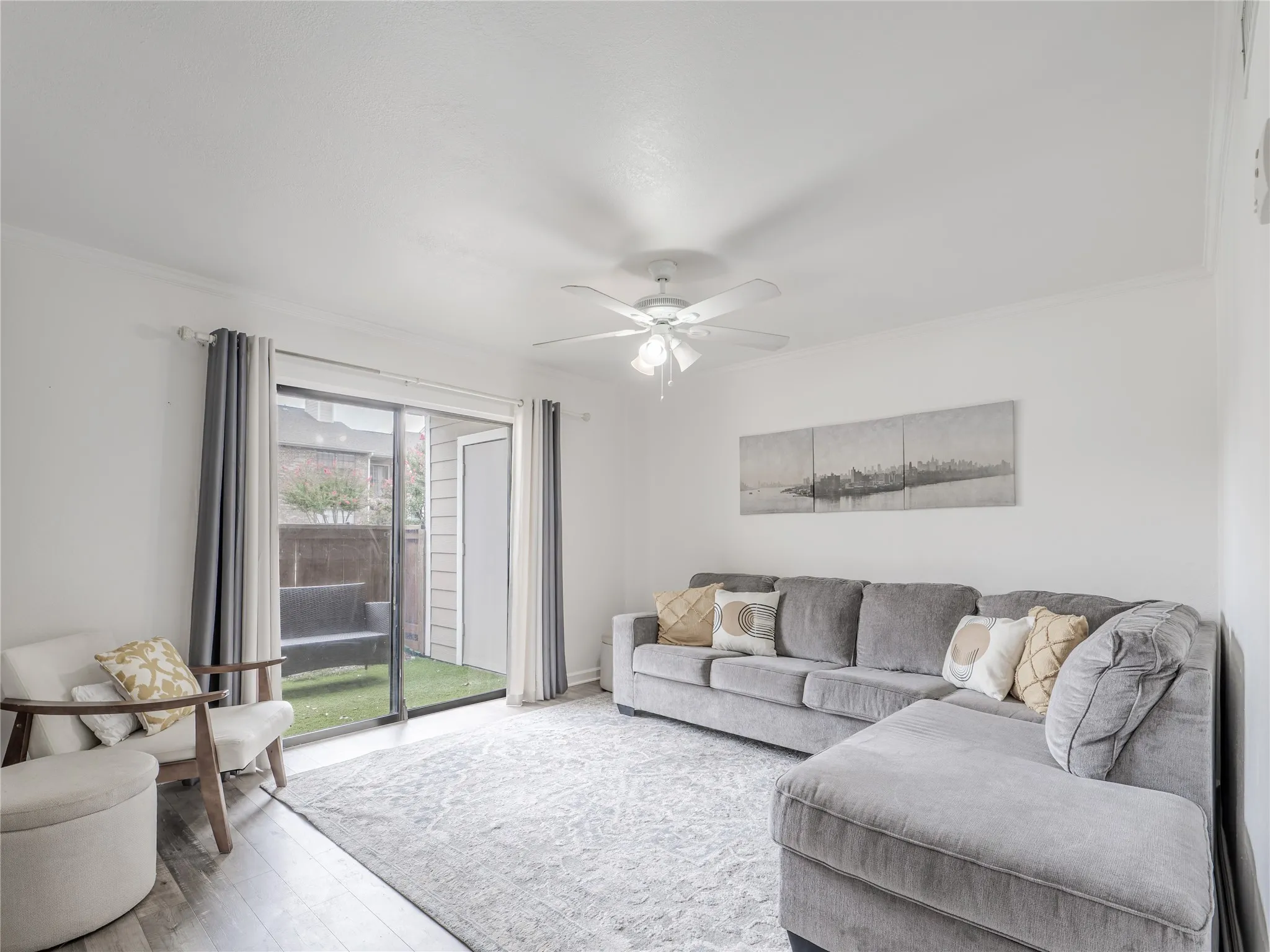 Condominium For Rent in Collin County , 4748 Old Bent Tree Lane 201, Dallas, Texas 75287, 1 Bedroom, 1 Bathroom, Garage spaces, 700 Sqft, built in 1985, mls#21366155, Real Estate Agent in Dallas, Homes For Rent in Collin county, Homes For Rent in Dallas, Realtor in Dallas Texas, Real Estate Brokerage Independent Realty Texas, Luminita Cordes Realtor