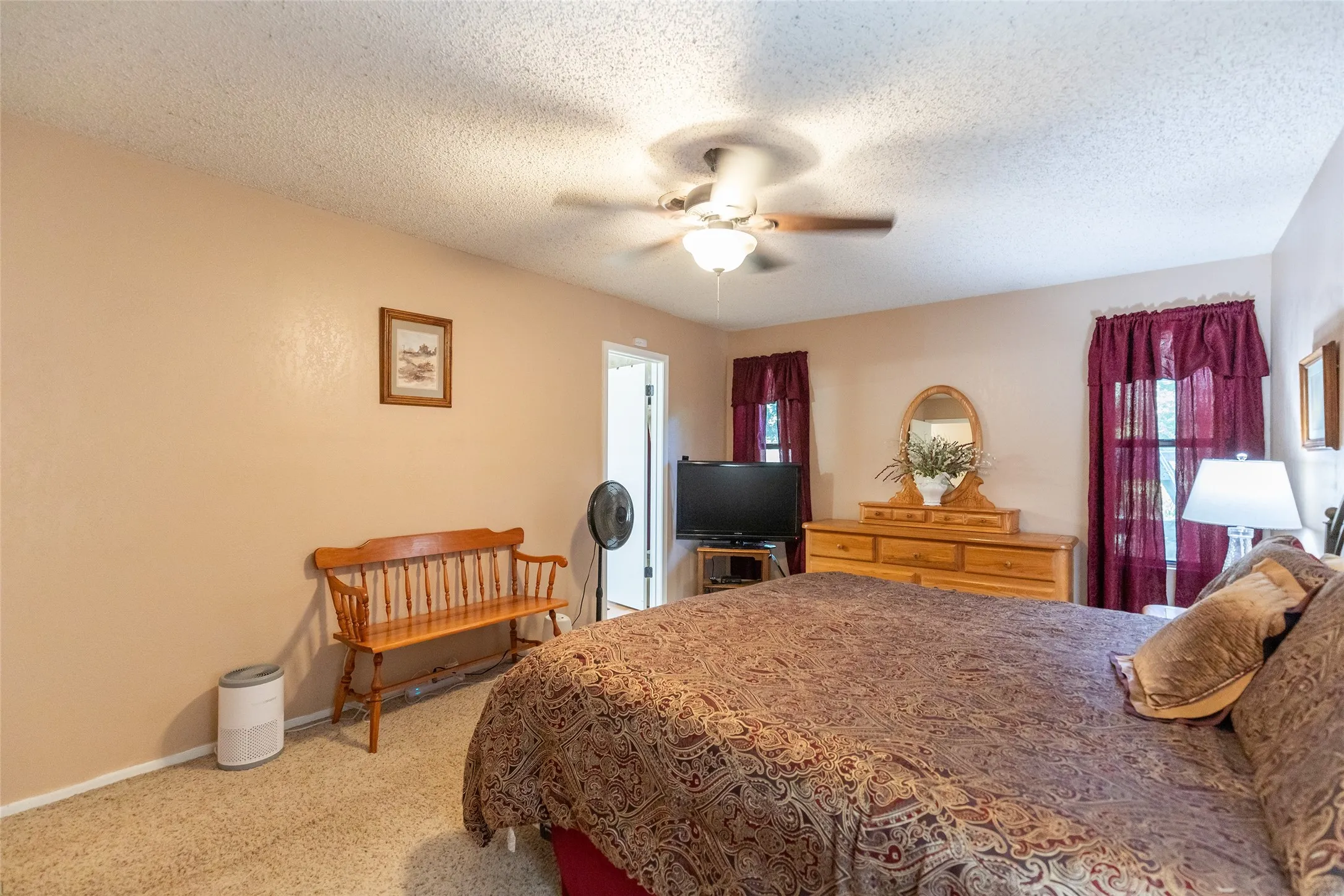 Single Family Residence For Sale in Callahan County , 122 Century Lane, Clyde, Texas 79510, 3 Bedroom, 2 Bathroom, 2 Garage spaces, 1,752 Sqft, built in 1979, mls#21357209, Real Estate Agent in Clyde, Homes For Sale in Callahan county, Homes For Sale in Clyde, Realtor in Clyde Texas, Real Estate Brokerage Independent Realty Texas, Luminita Cordes Realtor