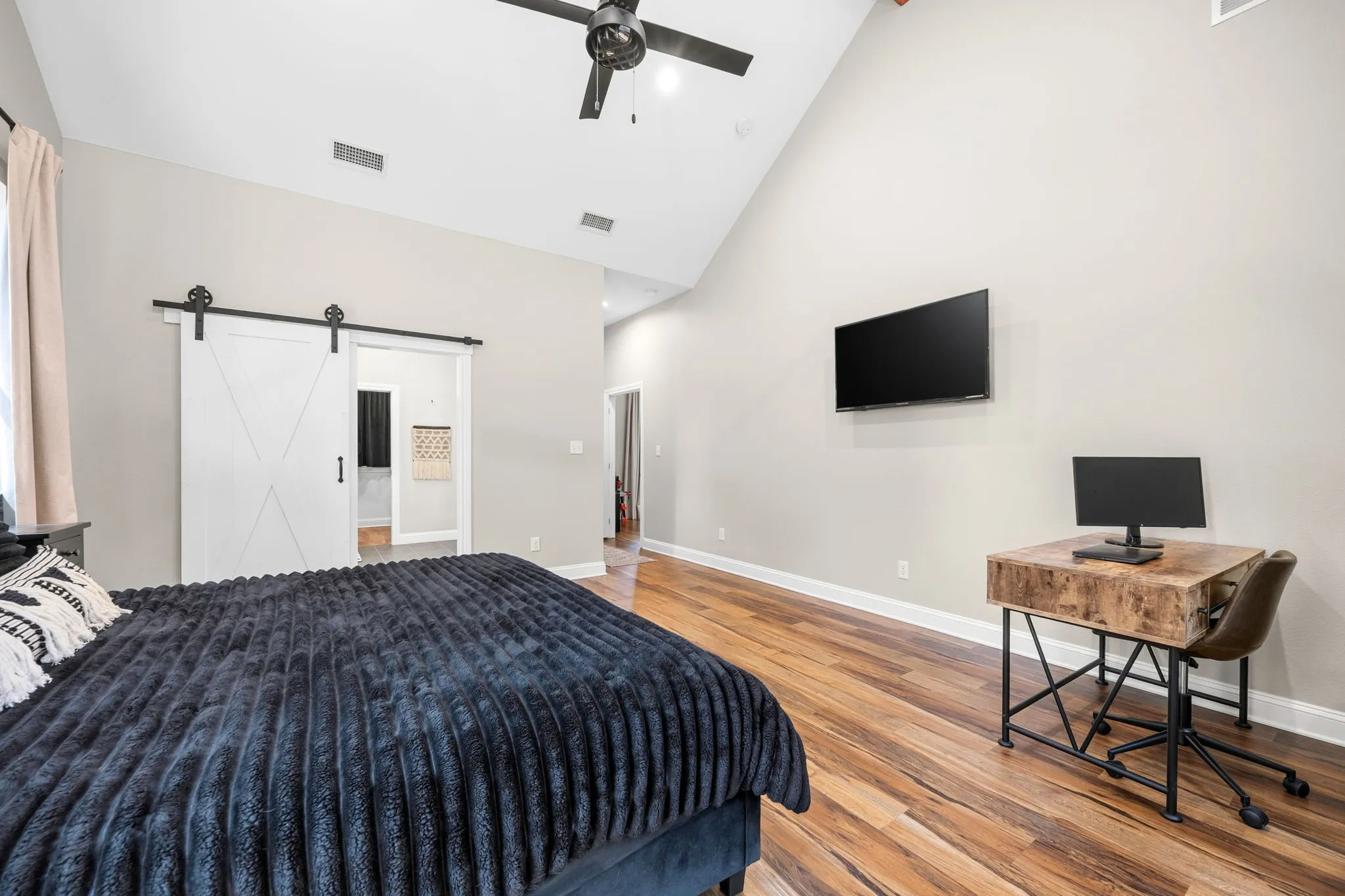 Single Family Residence For Sale in Rains County , 222 Rs County Road 4269, Emory, Texas 75440, 3 Bedroom, 3 Bathroom, 2 Garage spaces, 2,572 Sqft, built in 2023, mls#21363468, Real Estate Agent in Emory, Homes For Sale in Rains county, Homes For Sale in Emory, Realtor in Emory Texas, Real Estate Brokerage Independent Realty Texas, Luminita Cordes Realtor