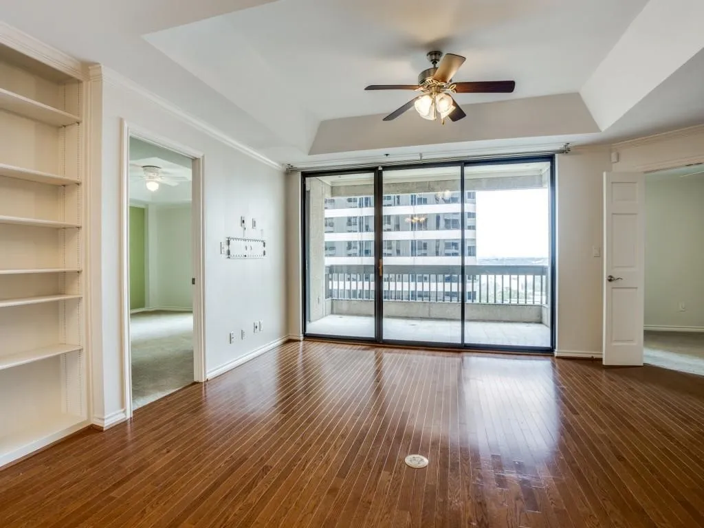 Condominium For Rent in Dallas County , 5909 Luther Lane 1000, Dallas, Texas 75225, 2 Bedroom, 2 Bathroom, 2 Garage spaces, 1,387 Sqft, built in 1983, mls#21365147, Real Estate Agent in Dallas, Homes For Rent in Dallas county, Homes For Rent in Dallas, Realtor in Dallas Texas, Real Estate Brokerage Independent Realty Texas, Luminita Cordes Realtor