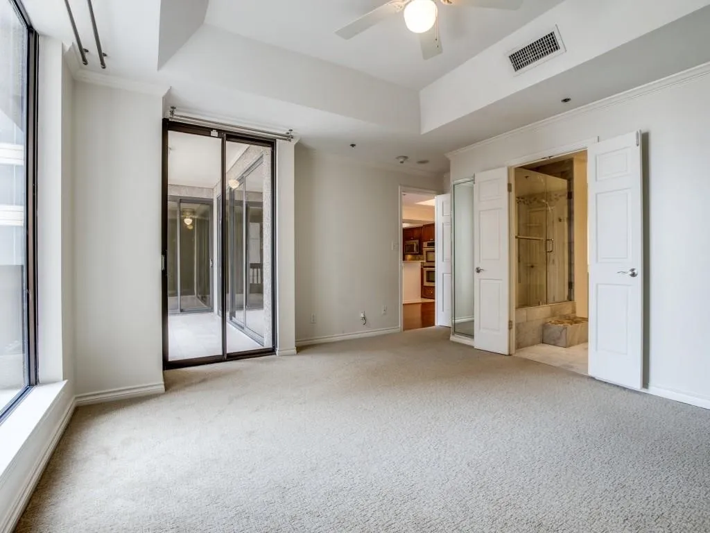 Condominium For Rent in Dallas County , 5909 Luther Lane 1000, Dallas, Texas 75225, 2 Bedroom, 2 Bathroom, 2 Garage spaces, 1,387 Sqft, built in 1983, mls#21365147, Real Estate Agent in Dallas, Homes For Rent in Dallas county, Homes For Rent in Dallas, Realtor in Dallas Texas, Real Estate Brokerage Independent Realty Texas, Luminita Cordes Realtor