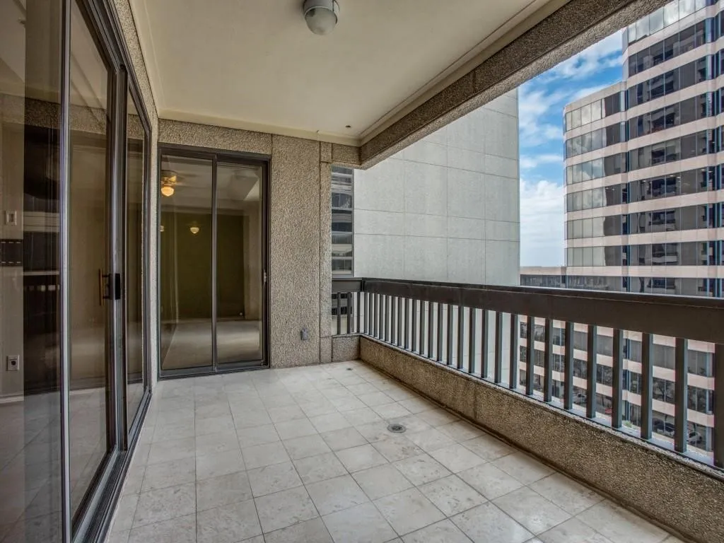 Condominium For Rent in Dallas County , 5909 Luther Lane 1000, Dallas, Texas 75225, 2 Bedroom, 2 Bathroom, 2 Garage spaces, 1,387 Sqft, built in 1983, mls#21365147, Real Estate Agent in Dallas, Homes For Rent in Dallas county, Homes For Rent in Dallas, Realtor in Dallas Texas, Real Estate Brokerage Independent Realty Texas, Luminita Cordes Realtor