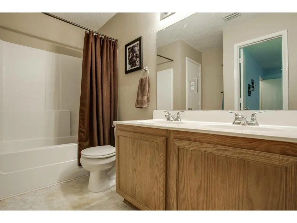 Single Family Residence For Rent in Collin County , 2926 Montague Trail, Wylie, Texas 75098, 3 Bedroom, 2 Bathroom, 2 Garage spaces, 1,588 Sqft, built in 2003, mls#21365976, Real Estate Agent in Wylie, Homes For Rent in Collin county, Homes For Rent in Wylie, Realtor in Wylie Texas, Real Estate Brokerage Independent Realty Texas, Luminita Cordes Realtor