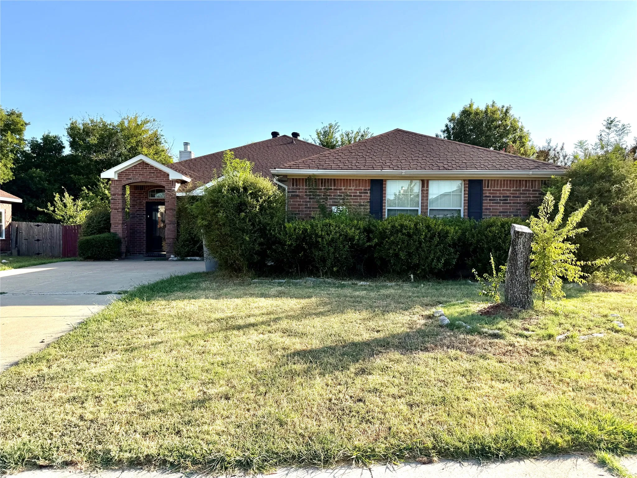 Single Family Residence For Rent in Collin County , 218 Canyon Lake Drive, Wylie, Texas 75098, 4 Bedroom, 2 Bathroom, 2 Garage spaces, 1,925 Sqft, built in 2003, mls#21365770, Real Estate Agent in Wylie, Homes For Rent in Collin county, Homes For Rent in Wylie, Realtor in Wylie Texas, Real Estate Brokerage Independent Realty Texas, Luminita Cordes Realtor