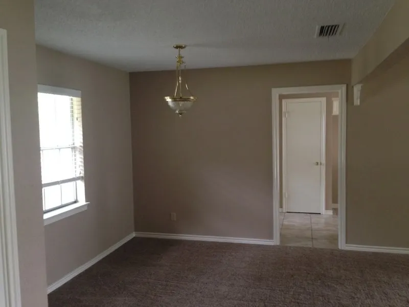 Single Family Residence For Sale in Denton County , 1608 Glenhill Lane, Lewisville, Texas 75077, 3 Bedroom, 2 Bathroom, 2 Garage spaces, 1,679 Sqft, built in 1973, mls#21304931, Real Estate Agent in Lewisville, Homes For Sale in Denton county, Homes For Sale in Lewisville, Realtor in Lewisville Texas, Real Estate Brokerage Independent Realty Texas, Luminita Cordes Realtor