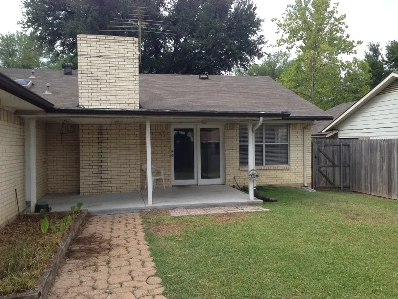 Single Family Residence For Sale in Denton County , 1608 Glenhill Lane, Lewisville, Texas 75077, 3 Bedroom, 2 Bathroom, 2 Garage spaces, 1,679 Sqft, built in 1973, mls#21304931, Real Estate Agent in Lewisville, Homes For Sale in Denton county, Homes For Sale in Lewisville, Realtor in Lewisville Texas, Real Estate Brokerage Independent Realty Texas, Luminita Cordes Realtor