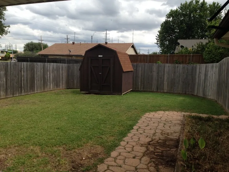 Single Family Residence For Sale in Denton County , 1608 Glenhill Lane, Lewisville, Texas 75077, 3 Bedroom, 2 Bathroom, 2 Garage spaces, 1,679 Sqft, built in 1973, mls#21304931, Real Estate Agent in Lewisville, Homes For Sale in Denton county, Homes For Sale in Lewisville, Realtor in Lewisville Texas, Real Estate Brokerage Independent Realty Texas, Luminita Cordes Realtor