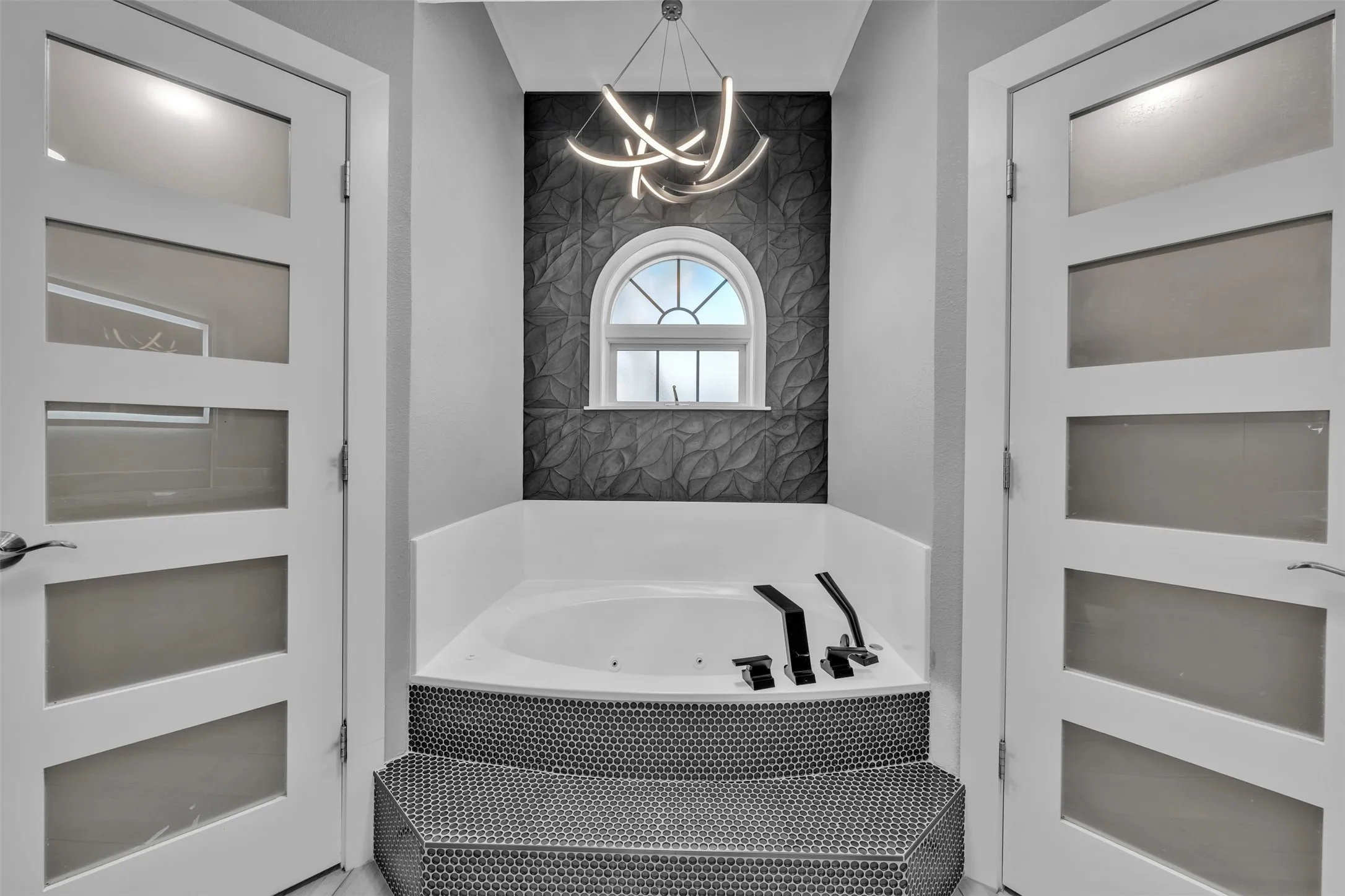Soaker tub, separate shower