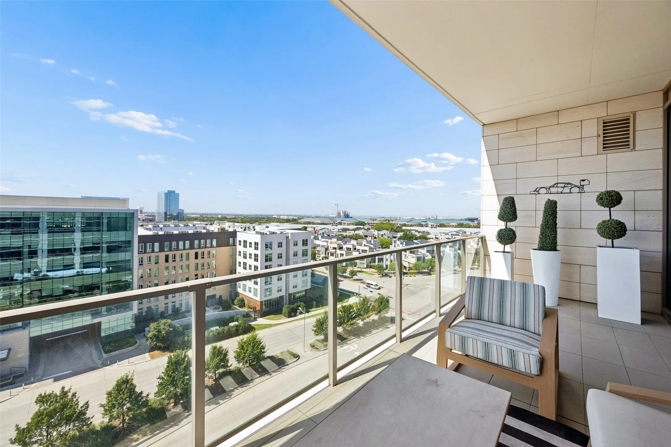 Condominium For Rent in Collin County , 7901 Windrose Avenue 905, Plano, Texas 75024, 1 Bedroom, 2 Bathroom, 2 Garage spaces, 1,018 Sqft, built in 2019, mls#21364414, Real Estate Agent in Plano, Homes For Rent in Collin county, Homes For Rent in Plano, Realtor in Plano Texas, Real Estate Brokerage Independent Realty Texas, Luminita Cordes Realtor