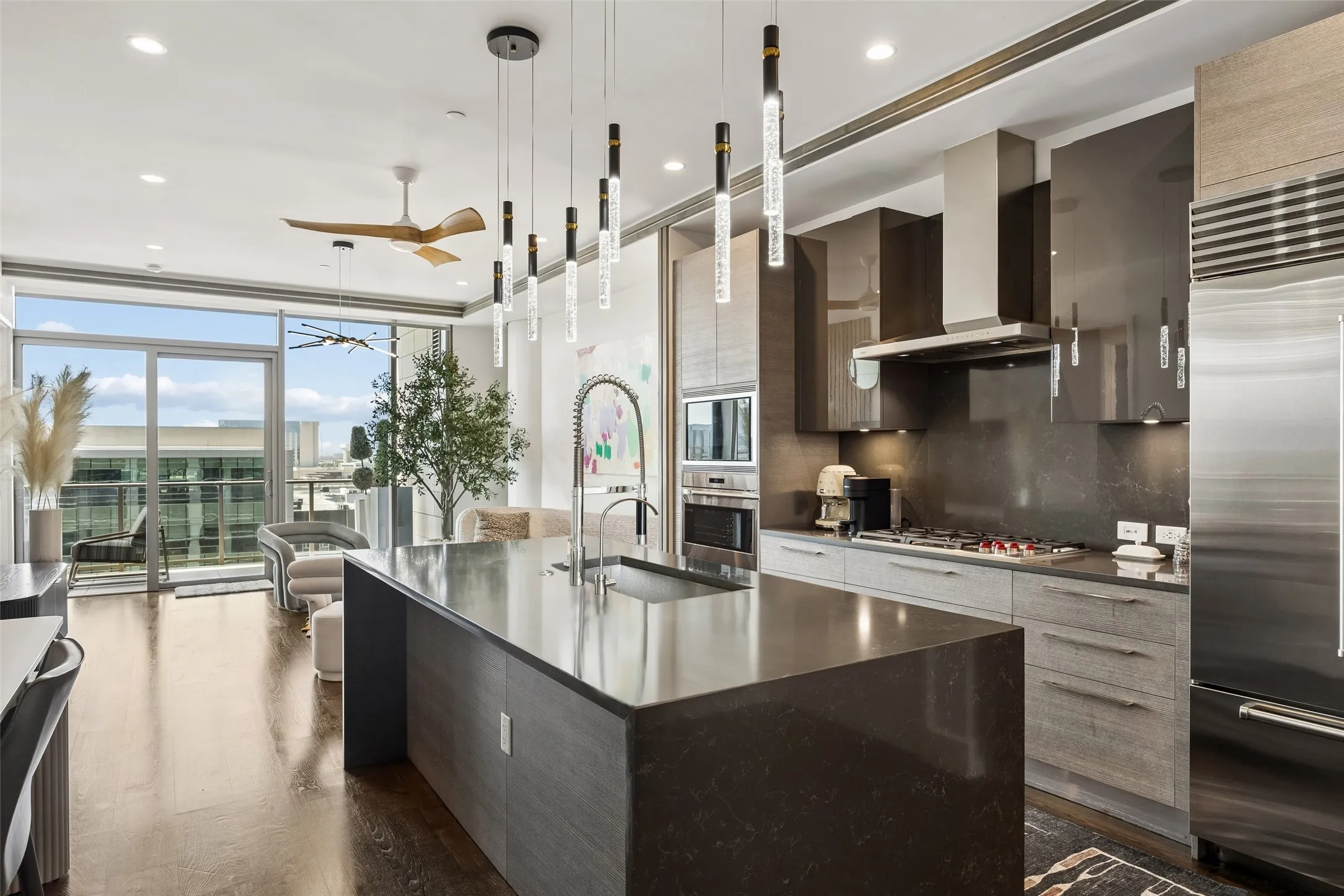 Condominium For Rent in Collin County , 7901 Windrose Avenue 905, Plano, Texas 75024, 1 Bedroom, 2 Bathroom, 2 Garage spaces, 1,018 Sqft, built in 2019, mls#21364414, Real Estate Agent in Plano, Homes For Rent in Collin county, Homes For Rent in Plano, Realtor in Plano Texas, Real Estate Brokerage Independent Realty Texas, Luminita Cordes Realtor