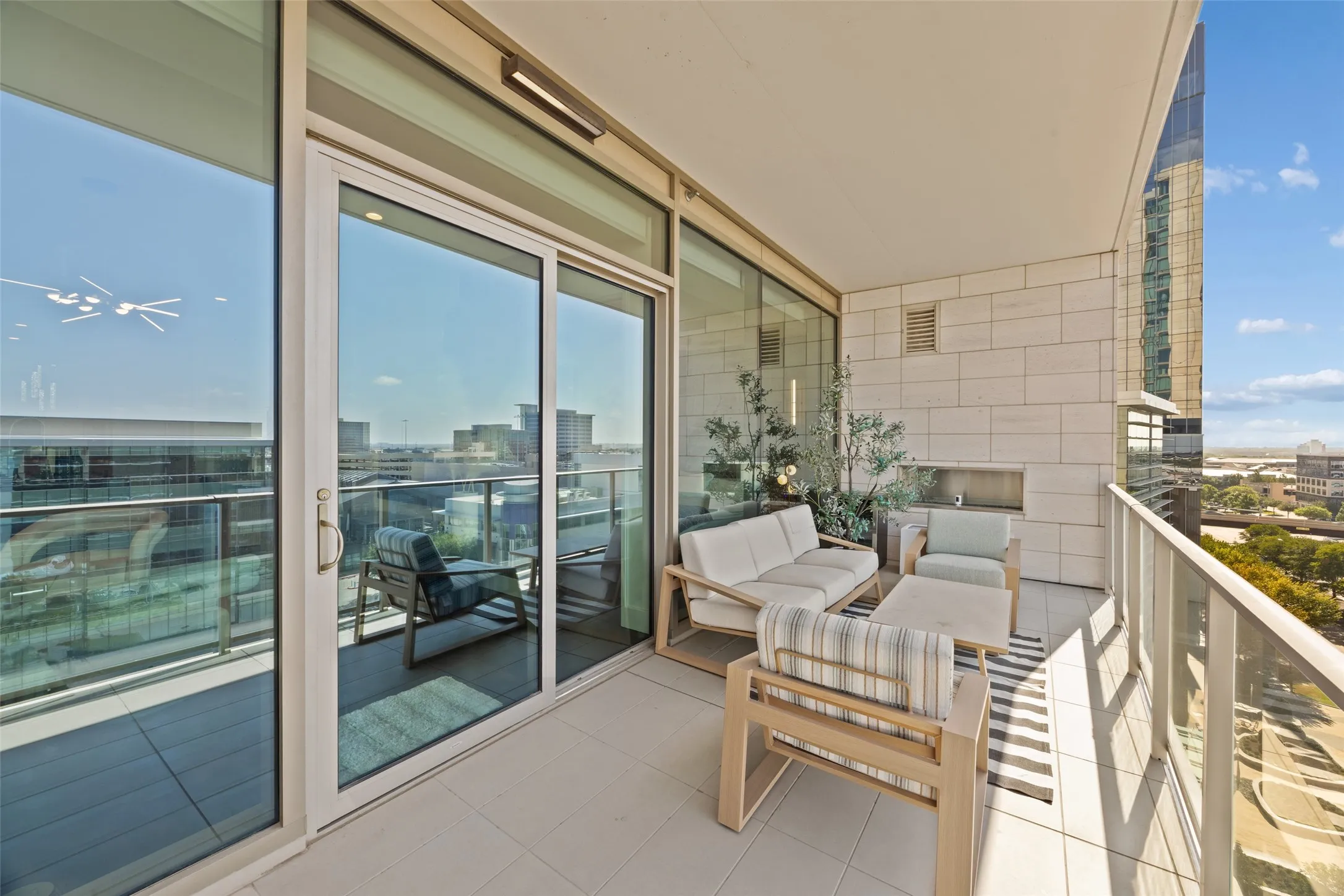 Condominium For Rent in Collin County , 7901 Windrose Avenue 905, Plano, Texas 75024, 1 Bedroom, 2 Bathroom, 2 Garage spaces, 1,018 Sqft, built in 2019, mls#21364414, Real Estate Agent in Plano, Homes For Rent in Collin county, Homes For Rent in Plano, Realtor in Plano Texas, Real Estate Brokerage Independent Realty Texas, Luminita Cordes Realtor