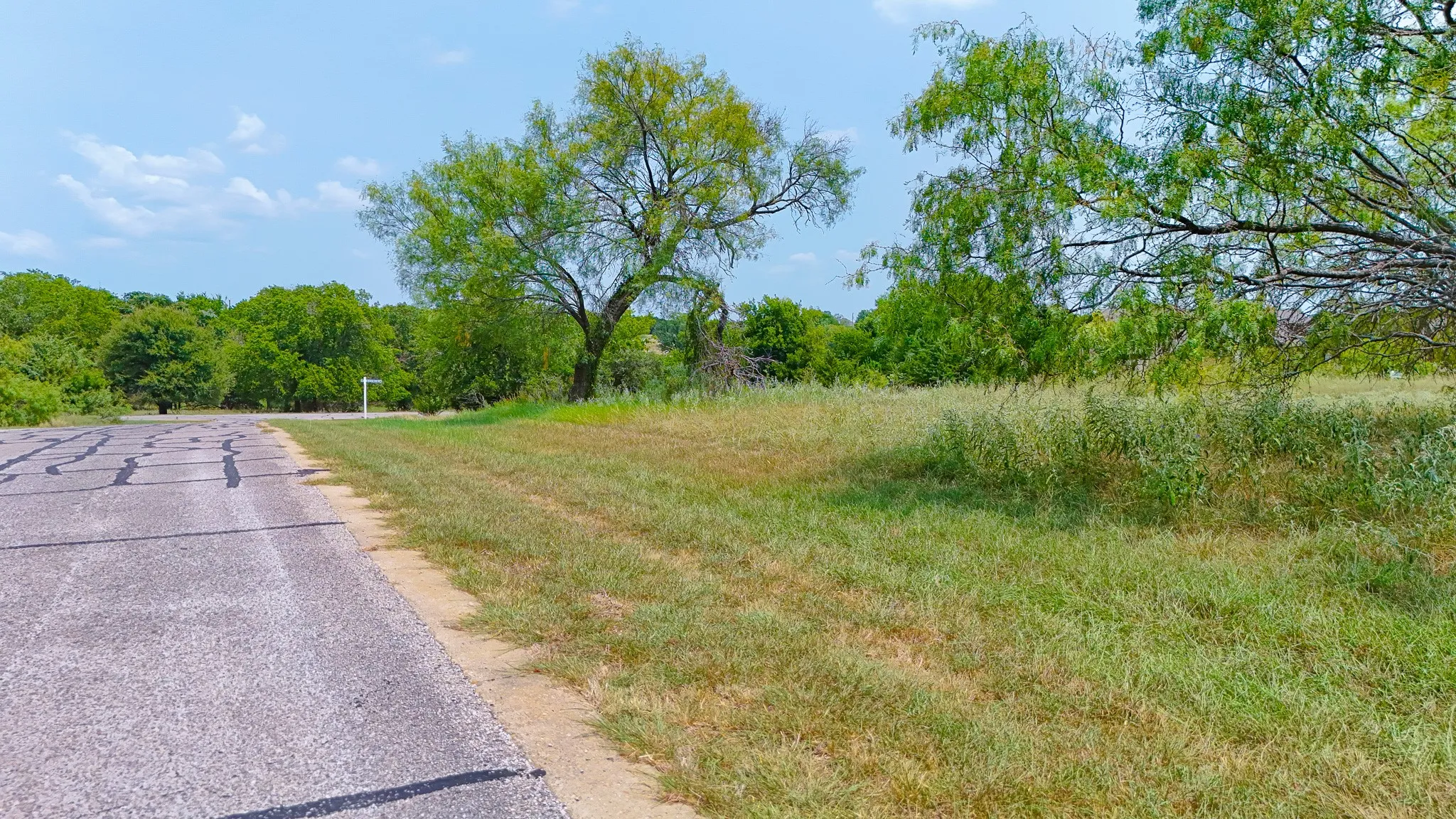 Unimproved Land For Sale in Hill County , 42142 Glen Eagles Drive, Whitney, Texas 76692, 0, 0, Garage spaces, 0 Sqft, built in 0, mls#21358181, Real Estate Agent in Whitney, Homes For Sale in Hill county, Homes For Sale in Whitney, Realtor in Whitney Texas, Real Estate Brokerage Independent Realty Texas, Luminita Cordes Realtor