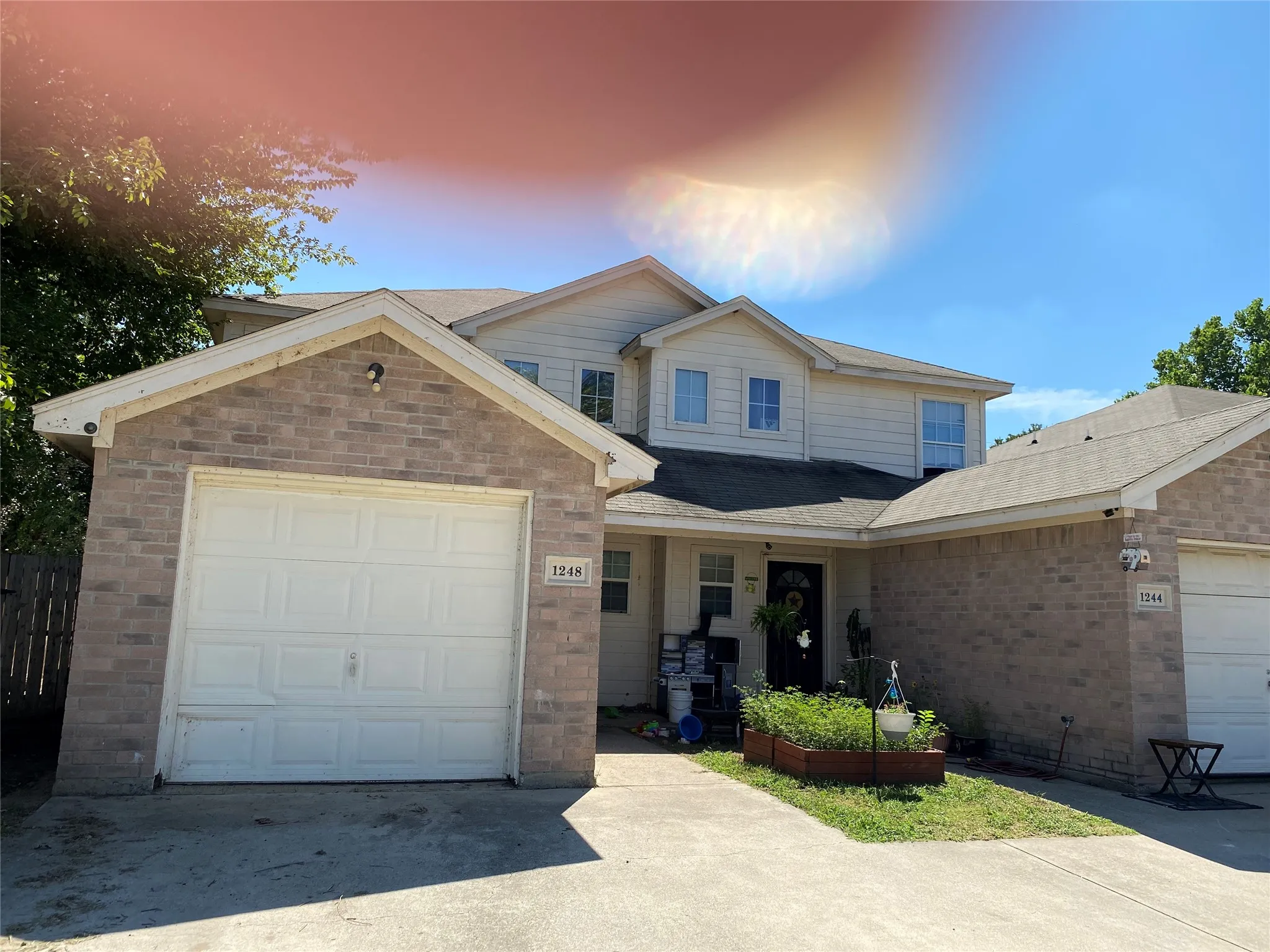 Single Family Residence For Sale in Tarrant County , 1248 Village Garden Drive, Azle, Texas 76020, 4 Bedroom, 2 Bathroom, 1 Garage spaces, 1,246 Sqft, built in 2005, mls#21366174, Real Estate Agent in Azle, Homes For Sale in Tarrant county, Homes For Sale in Azle, Realtor in Azle Texas, Real Estate Brokerage Independent Realty Texas, Luminita Cordes Realtor