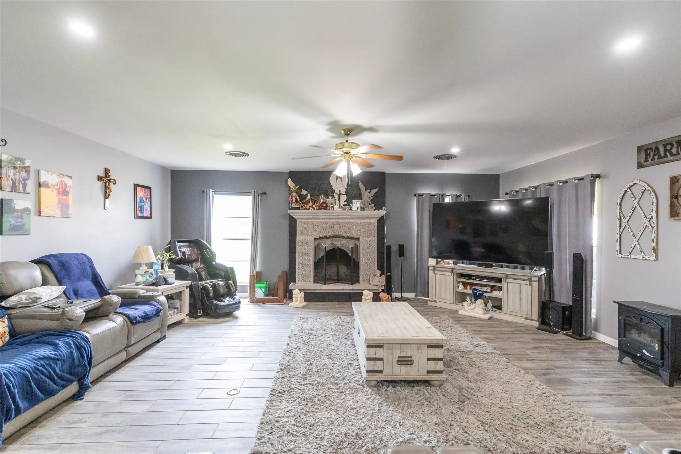 Single Family Residence For Sale in Callahan County , 3433 I-20 W, Baird, Texas 79504, 3 Bedroom, 4 Bathroom, 2 Garage spaces, 2,994 Sqft, built in 1976, mls#21315275, Real Estate Agent in Baird, Homes For Sale in Callahan county, Homes For Sale in Baird, Realtor in Baird Texas, Real Estate Brokerage Independent Realty Texas, Luminita Cordes Realtor