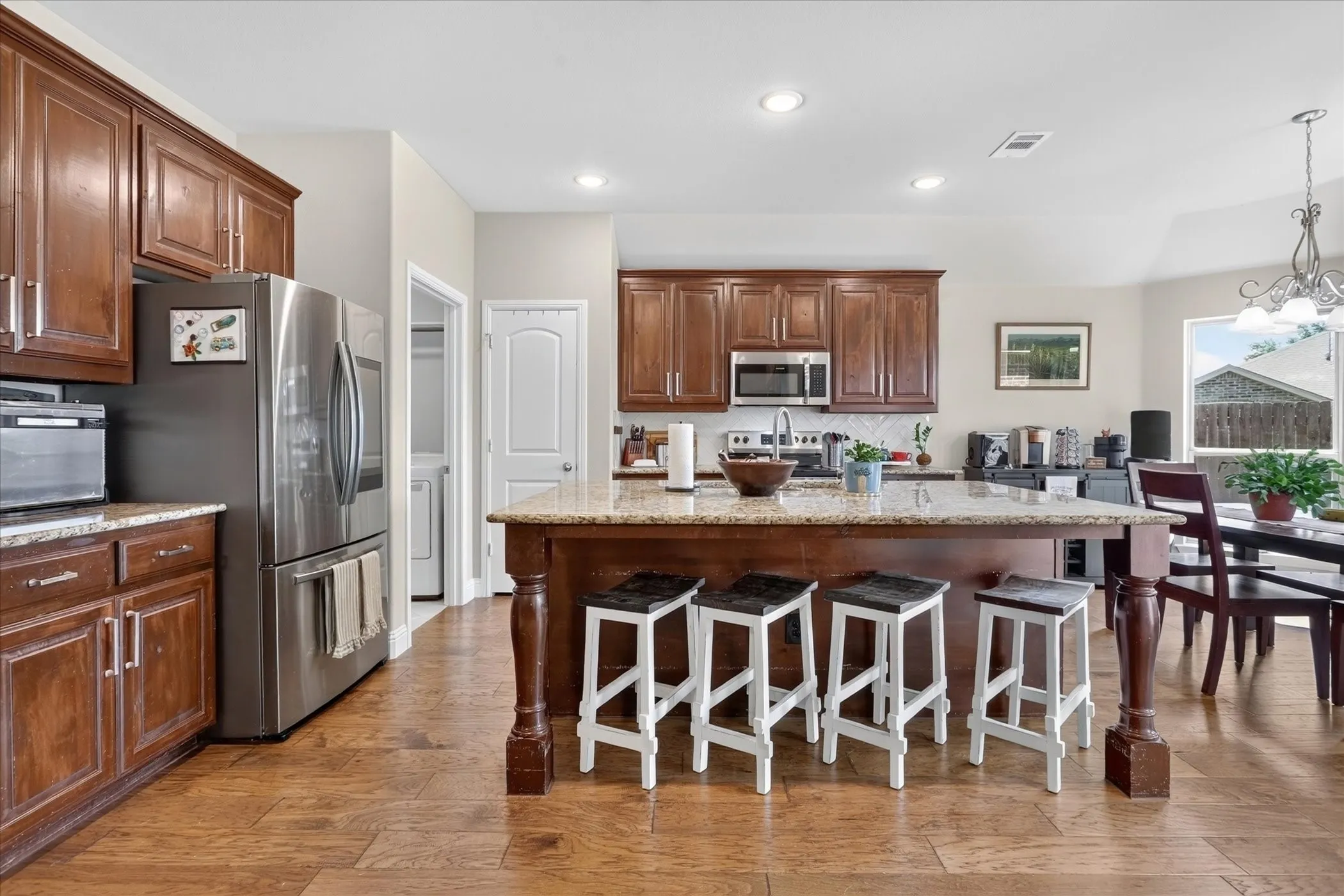 Single Family Residence For Sale in Hood County , 2807 River Ridge Court, Granbury, Texas 76048, 4 Bedroom, 2 Bathroom, 2 Garage spaces, 2,029 Sqft, built in 2021, mls#21349981, Real Estate Agent in Granbury, Homes For Sale in Hood county, Homes For Sale in Granbury, Realtor in Granbury Texas, Real Estate Brokerage Independent Realty Texas, Luminita Cordes Realtor
