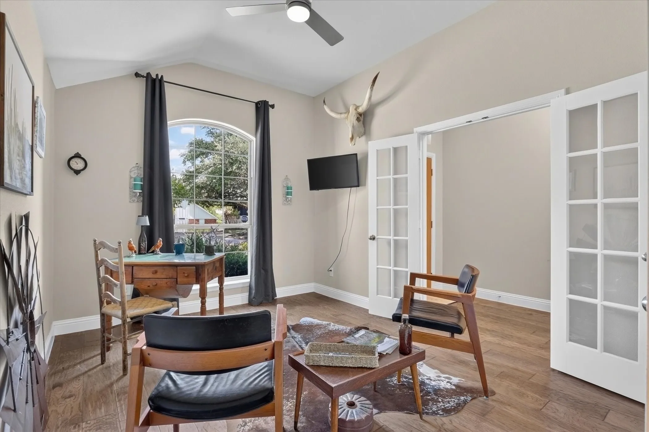 Single Family Residence For Sale in Hood County , 2807 River Ridge Court, Granbury, Texas 76048, 4 Bedroom, 2 Bathroom, 2 Garage spaces, 2,029 Sqft, built in 2021, mls#21349981, Real Estate Agent in Granbury, Homes For Sale in Hood county, Homes For Sale in Granbury, Realtor in Granbury Texas, Real Estate Brokerage Independent Realty Texas, Luminita Cordes Realtor