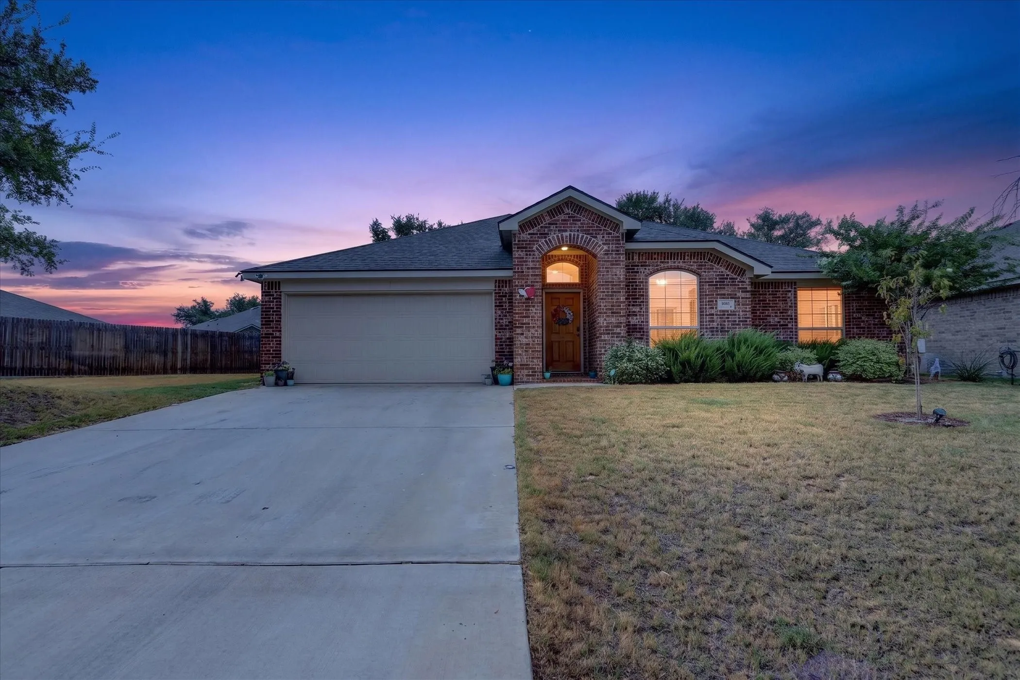 Single Family Residence For Sale in Hood County , 2807 River Ridge Court, Granbury, Texas 76048, 4 Bedroom, 2 Bathroom, 2 Garage spaces, 2,029 Sqft, built in 2021, mls#21349981, Real Estate Agent in Granbury, Homes For Sale in Hood county, Homes For Sale in Granbury, Realtor in Granbury Texas, Real Estate Brokerage Independent Realty Texas, Luminita Cordes Realtor