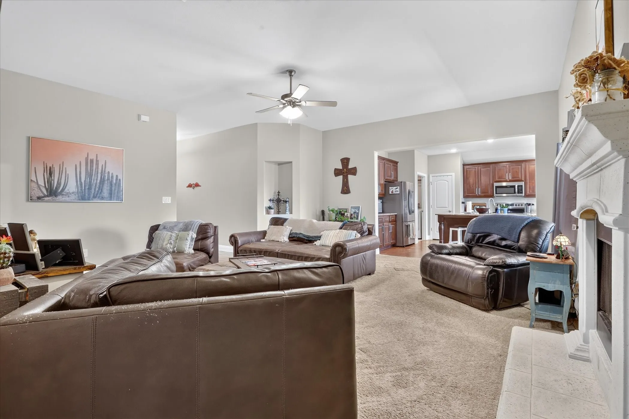 Single Family Residence For Sale in Hood County , 2807 River Ridge Court, Granbury, Texas 76048, 4 Bedroom, 2 Bathroom, 2 Garage spaces, 2,029 Sqft, built in 2021, mls#21349981, Real Estate Agent in Granbury, Homes For Sale in Hood county, Homes For Sale in Granbury, Realtor in Granbury Texas, Real Estate Brokerage Independent Realty Texas, Luminita Cordes Realtor
