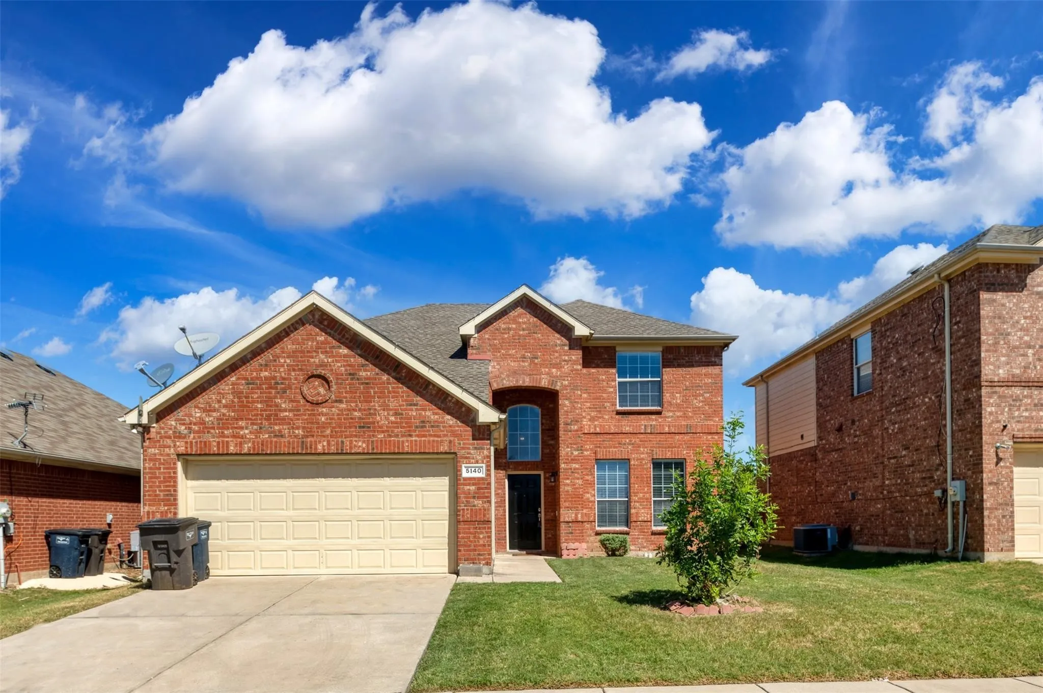 Single Family Residence For Rent in Tarrant County , 5140 Meandering Creek Court, Fort Worth, Texas 76179, 4 Bedroom, 3 Bathroom, 2 Garage spaces, 2,712 Sqft, built in 2006, mls#21366188, Real Estate Agent in Fort Worth, Homes For Rent in Tarrant county, Homes For Rent in Fort Worth, Realtor in Fort Worth Texas, Real Estate Brokerage Independent Realty Texas, Luminita Cordes Realtor