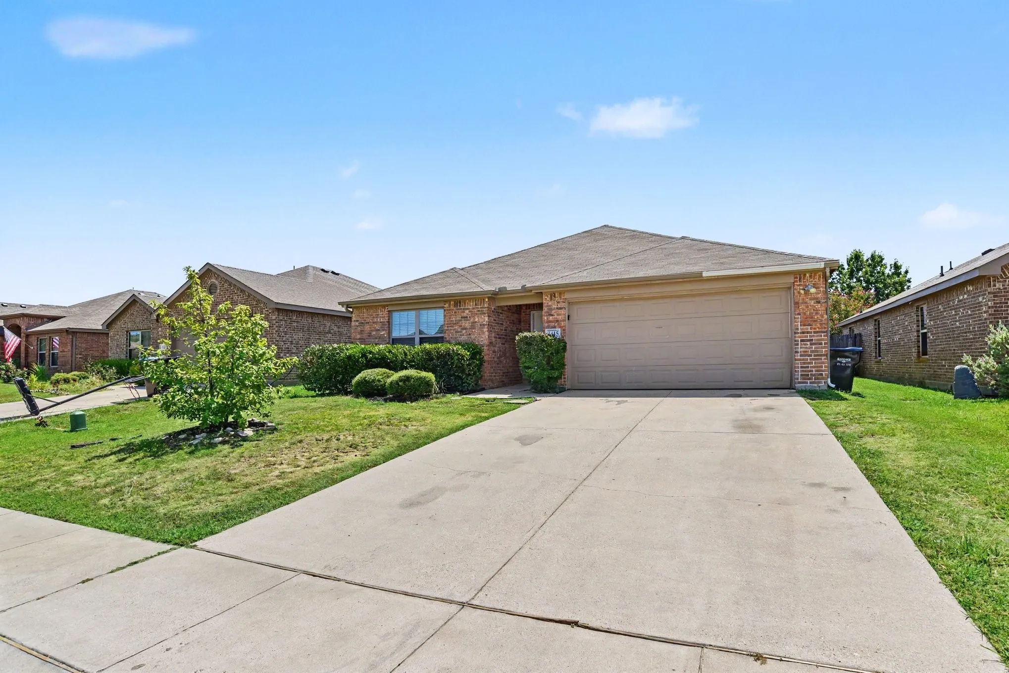 Single Family Residence For Sale in Hunt County , 1415 Reiger Drive, Greenville, Texas 75402, 3 Bedroom, 2 Bathroom, 2 Garage spaces, 1,506 Sqft, built in 2016, mls#21363663, Real Estate Agent in Greenville, Homes For Sale in Hunt county, Homes For Sale in Greenville, Realtor in Greenville Texas, Real Estate Brokerage Independent Realty Texas, Luminita Cordes Realtor