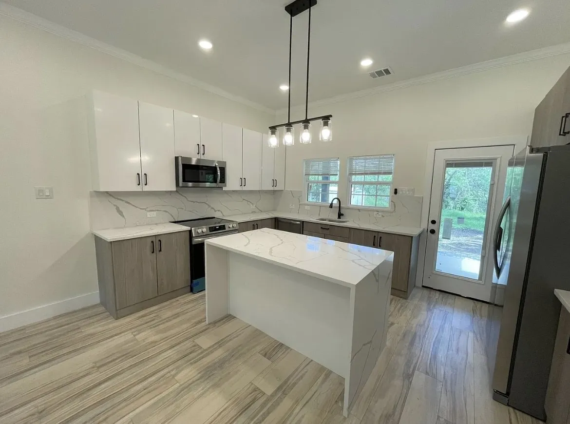 Single Family Residence For Rent in Parker County , 115 E 8th Street, Weatherford, Texas 76086, 3 Bedroom, 2 Bathroom, 2 Garage spaces, 1,492 Sqft, built in 2024, mls#21366177, Real Estate Agent in Weatherford, Homes For Rent in Parker county, Homes For Rent in Weatherford, Realtor in Weatherford Texas, Real Estate Brokerage Independent Realty Texas, Luminita Cordes Realtor