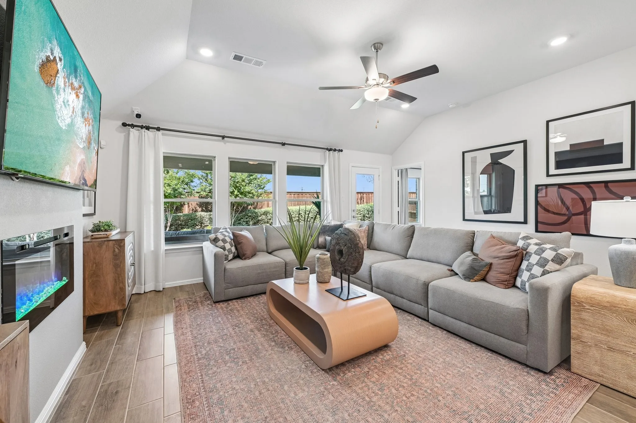 Single Family Residence For Sale in Tarrant County , 1048 Tarryhill Drive, Crowley, Texas 76036, 4 Bedroom, 2 Bathroom, 2 Garage spaces, 1,810 Sqft, built in 2026, mls#21366146, Real Estate Agent in Crowley, Homes For Sale in Tarrant county, Homes For Sale in Crowley, Realtor in Crowley Texas, Real Estate Brokerage Independent Realty Texas, Luminita Cordes Realtor