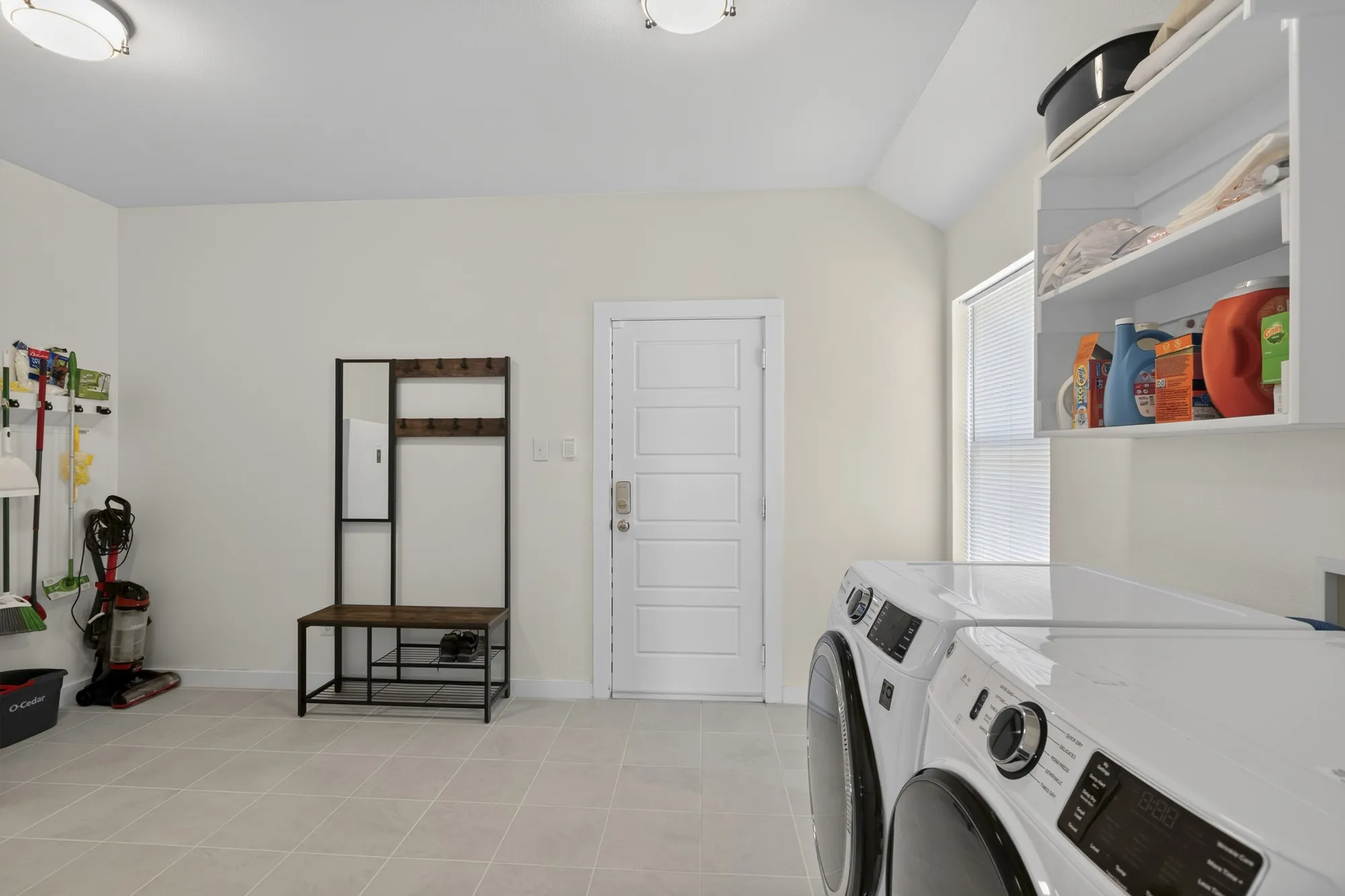 Single Family Residence For Sale in Collin County , 4007 Belton Court, Farmersville, Texas 75442, 3 Bedroom, 2 Bathroom, 2 Garage spaces, 1,981 Sqft, built in 2024, mls#21364718, Real Estate Agent in Farmersville, Homes For Sale in Collin county, Homes For Sale in Farmersville, Realtor in Farmersville Texas, Real Estate Brokerage Independent Realty Texas, Luminita Cordes Realtor