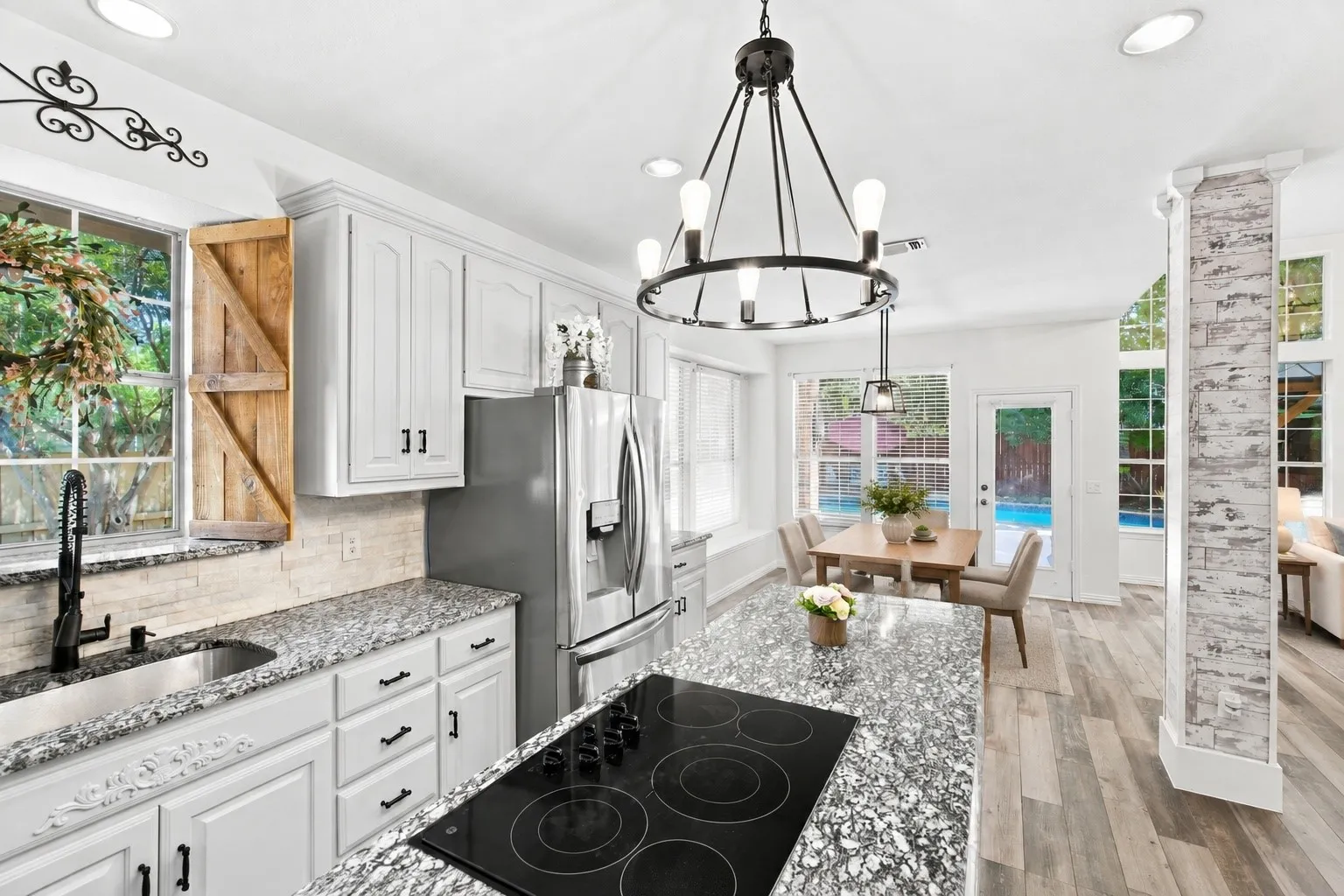 Single Family Residence For Sale in Collin County , 4908 Arbor Glen Drive, Mc Kinney, Texas 75072, 5 Bedroom, 3 Bathroom, 2 Garage spaces, 3,108 Sqft, built in 1997, mls#21350487, Real Estate Agent in Mc Kinney, Homes For Sale in Collin county, Homes For Sale in Mc Kinney, Realtor in Mc Kinney Texas, Real Estate Brokerage Independent Realty Texas, Luminita Cordes Realtor
