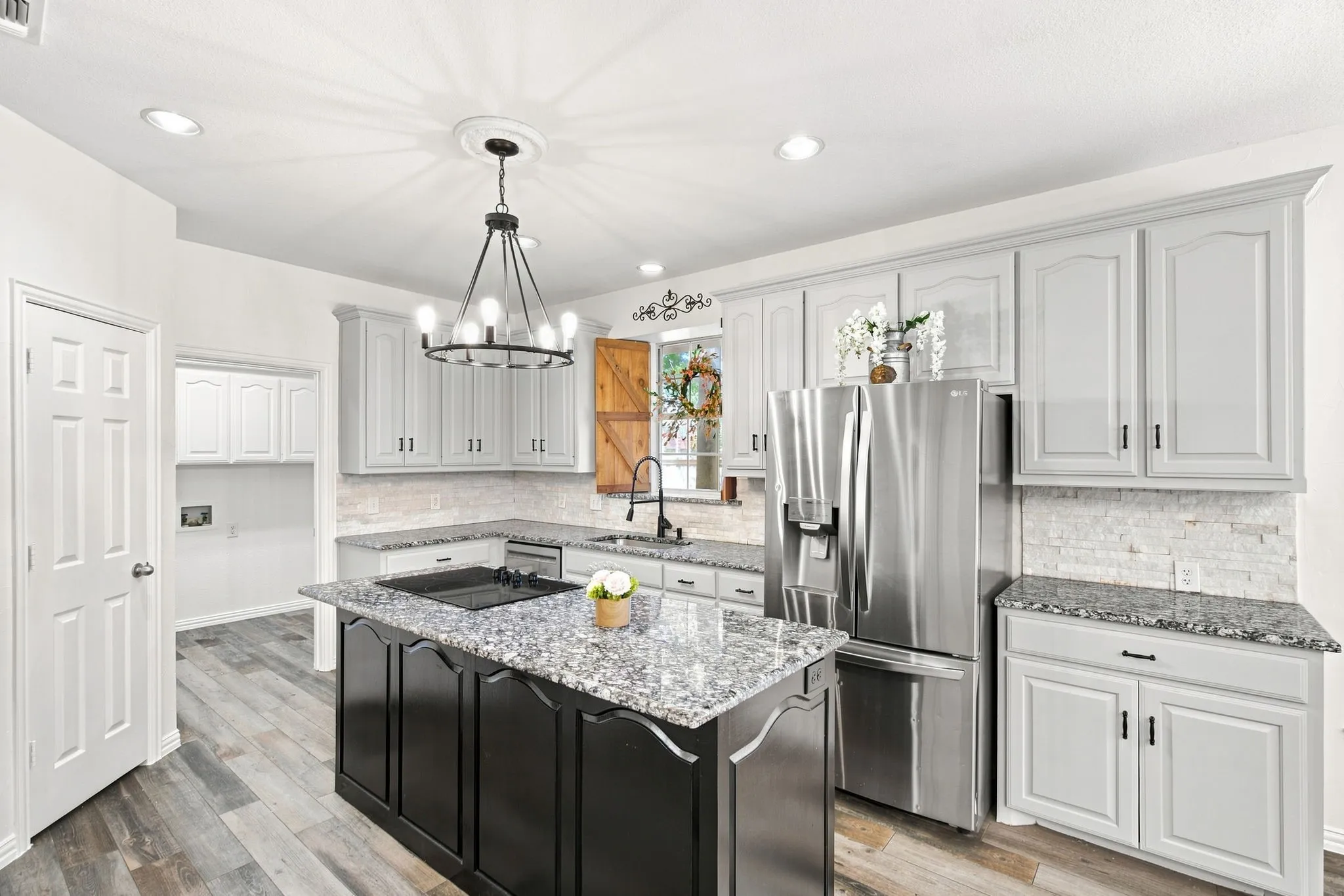 Single Family Residence For Sale in Collin County , 4908 Arbor Glen Drive, Mc Kinney, Texas 75072, 5 Bedroom, 3 Bathroom, 2 Garage spaces, 3,108 Sqft, built in 1997, mls#21350487, Real Estate Agent in Mc Kinney, Homes For Sale in Collin county, Homes For Sale in Mc Kinney, Realtor in Mc Kinney Texas, Real Estate Brokerage Independent Realty Texas, Luminita Cordes Realtor