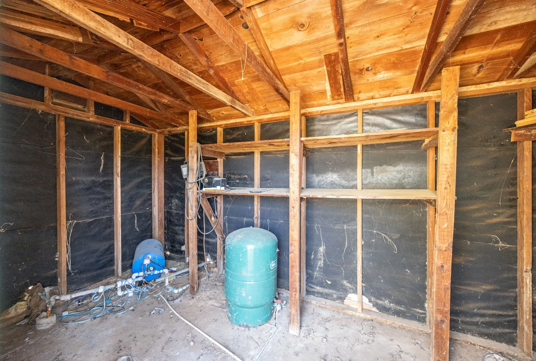 Single Family Residence For Sale in Wise County , 549 County Road 4699, Boyd, Texas 76023, 2 Bedroom, 1 Bathroom, Garage spaces, 792 Sqft, built in 1970, Price $2,495,000, mls#21365393, Real Estate Agent in Boyd, Homes For Sale in Wise county, Homes For Sale in Boyd, Realtor in Boyd Texas, Real Estate Brokerage Independent Realty Texas, Luminita Cordes Realtor