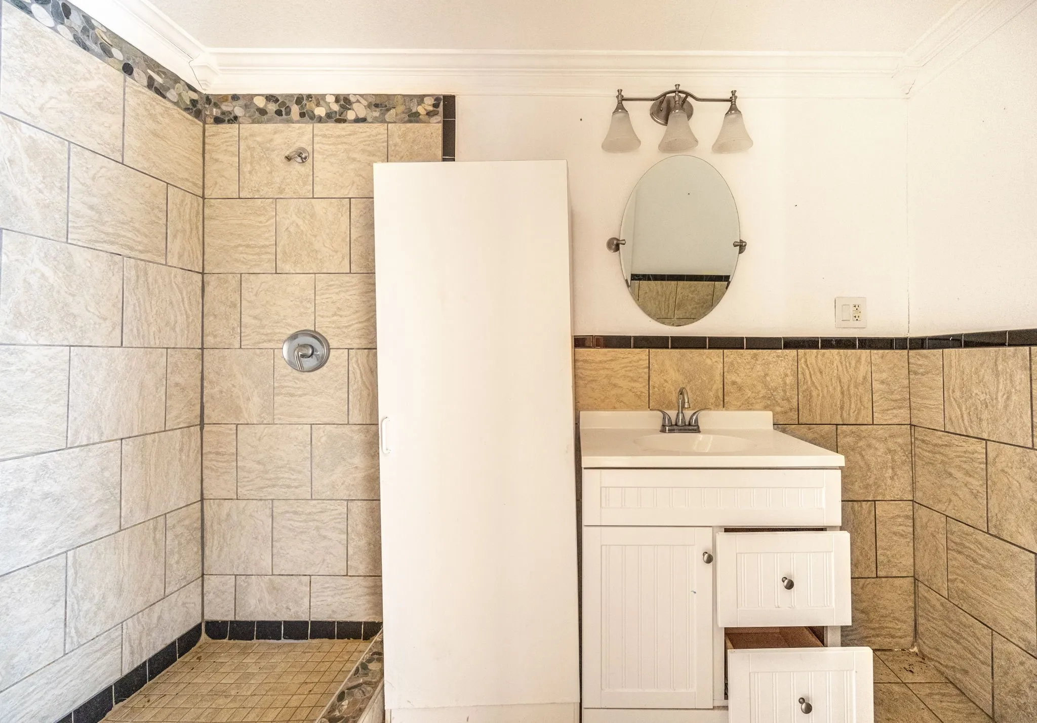 Single Family Residence For Sale in Wise County , 549 County Road 4699, Boyd, Texas 76023, 2 Bedroom, 1 Bathroom, Garage spaces, 792 Sqft, built in 1970, Price $2,495,000, mls#21365393, Real Estate Agent in Boyd, Homes For Sale in Wise county, Homes For Sale in Boyd, Realtor in Boyd Texas, Real Estate Brokerage Independent Realty Texas, Luminita Cordes Realtor