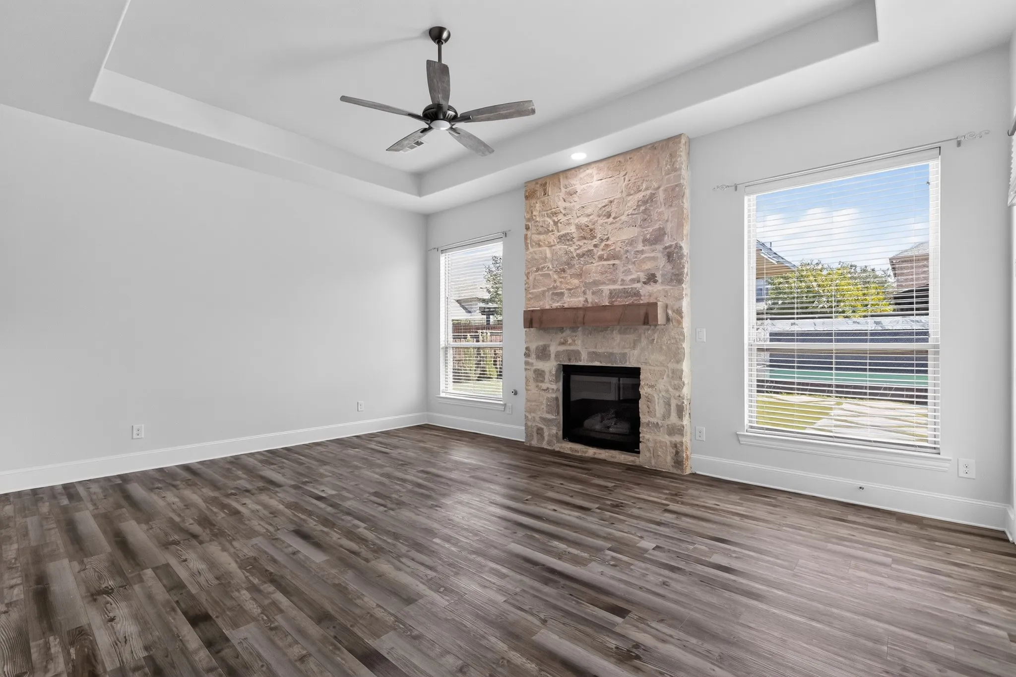 Single Family Residence For Sale in Denton County , 3131 Callander, The Colony, Texas 75056, 4 Bedroom, 6 Bathroom, 4 Garage spaces, 4,816 Sqft, built in 2014, mls#21365697, Real Estate Agent in The Colony, Homes For Sale in Denton county, Homes For Sale in The Colony, Realtor in The Colony Texas, Real Estate Brokerage Independent Realty Texas, Luminita Cordes Realtor