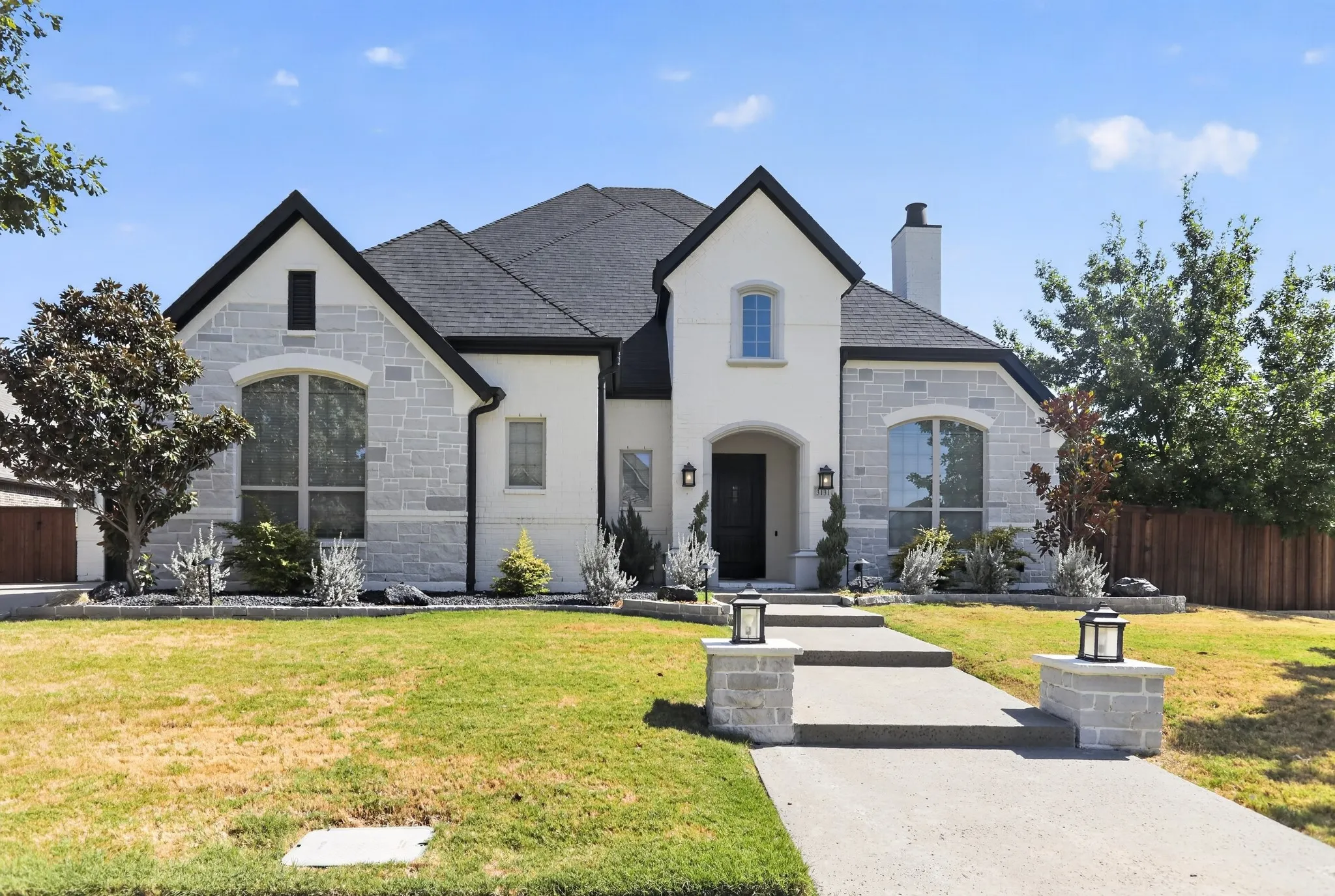 Single Family Residence For Sale in Denton County , 3131 Callander, The Colony, Texas 75056, 4 Bedroom, 6 Bathroom, 4 Garage spaces, 4,816 Sqft, built in 2014, mls#21365697, Real Estate Agent in The Colony, Homes For Sale in Denton county, Homes For Sale in The Colony, Realtor in The Colony Texas, Real Estate Brokerage Independent Realty Texas, Luminita Cordes Realtor