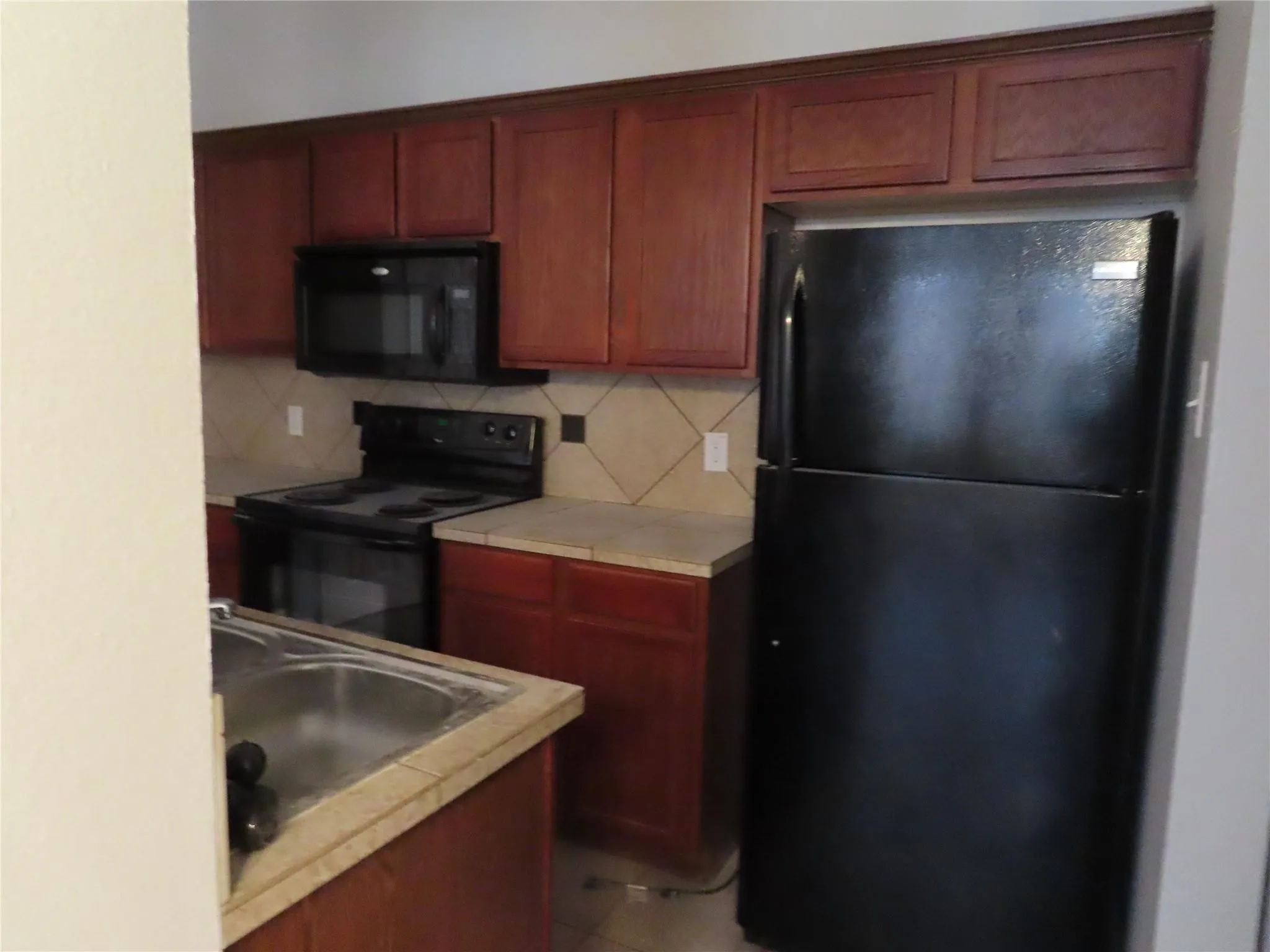Duplex For Sale in Collin County , 345-347 Schirra Court, Lavon, Texas 75166, 6 Bedroom, 4 Bathroom, 2 Garage spaces, 2,414 Sqft, built in 2009, mls#21357961, Real Estate Agent in Lavon, Homes For Sale in Collin county, Homes For Sale in Lavon, Realtor in Lavon Texas, Real Estate Brokerage Independent Realty Texas, Luminita Cordes Realtor
