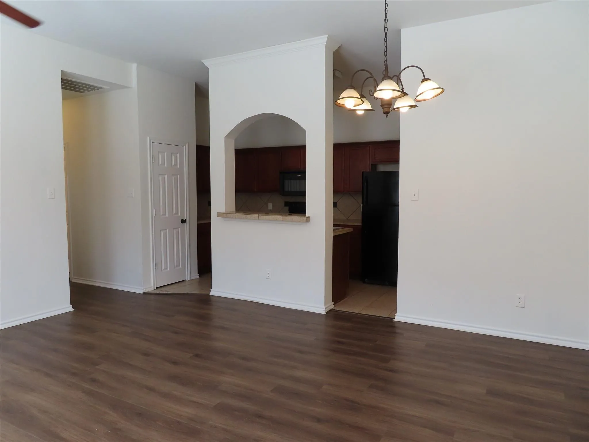 Duplex For Sale in Collin County , 345-347 Schirra Court, Lavon, Texas 75166, 6 Bedroom, 4 Bathroom, 2 Garage spaces, 2,414 Sqft, built in 2009, mls#21357961, Real Estate Agent in Lavon, Homes For Sale in Collin county, Homes For Sale in Lavon, Realtor in Lavon Texas, Real Estate Brokerage Independent Realty Texas, Luminita Cordes Realtor