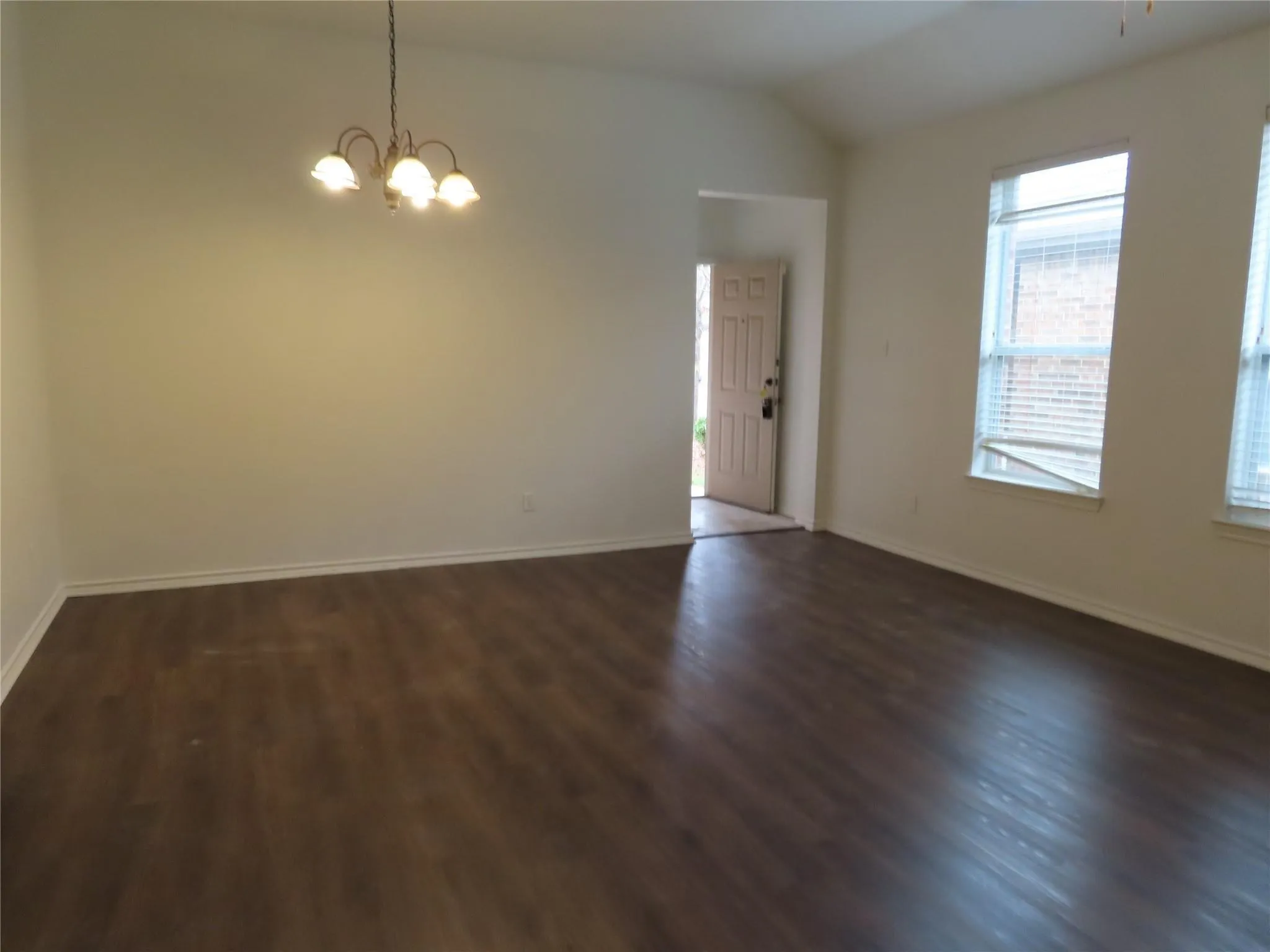 Duplex For Sale in Collin County , 345-347 Schirra Court, Lavon, Texas 75166, 6 Bedroom, 4 Bathroom, 2 Garage spaces, 2,414 Sqft, built in 2009, mls#21357961, Real Estate Agent in Lavon, Homes For Sale in Collin county, Homes For Sale in Lavon, Realtor in Lavon Texas, Real Estate Brokerage Independent Realty Texas, Luminita Cordes Realtor