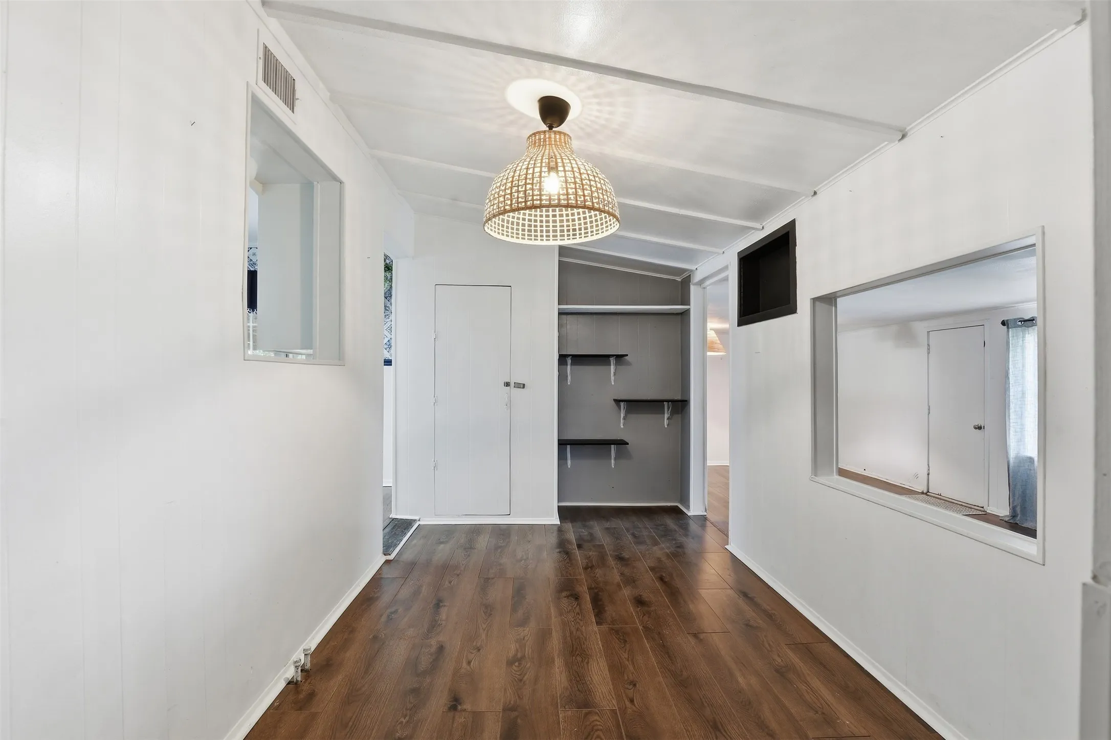 This is a room off the kitch. Could be used for formal dining or a study or for whatever you want!
