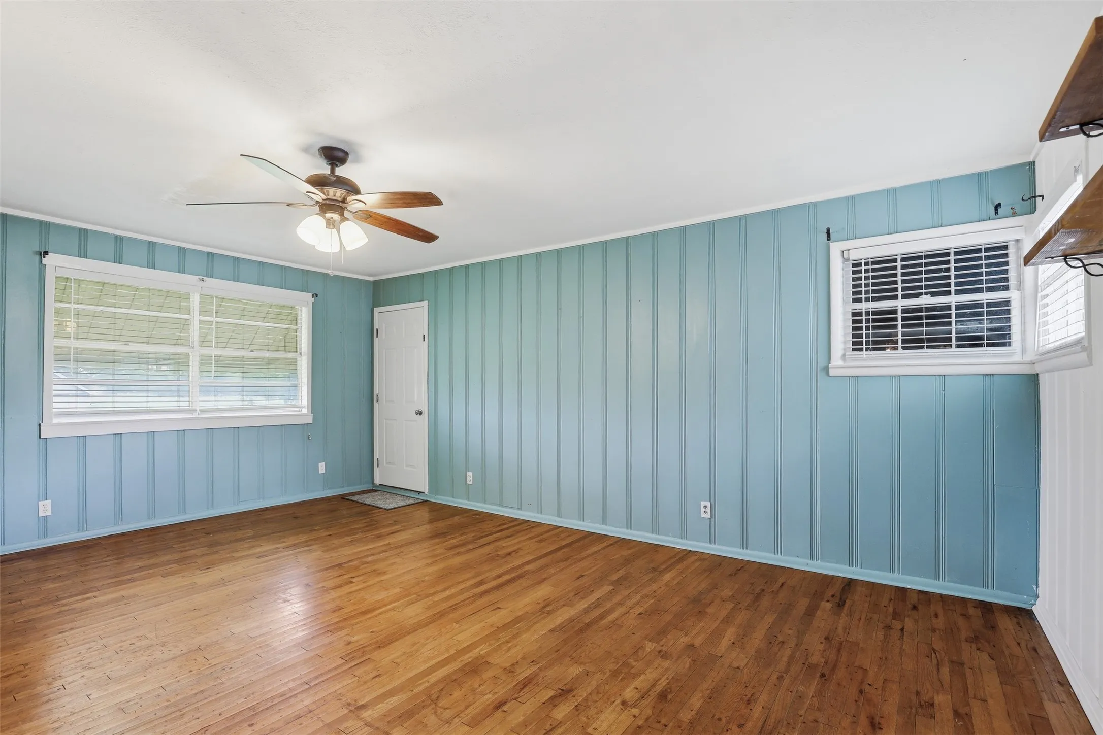 Front bedroom.