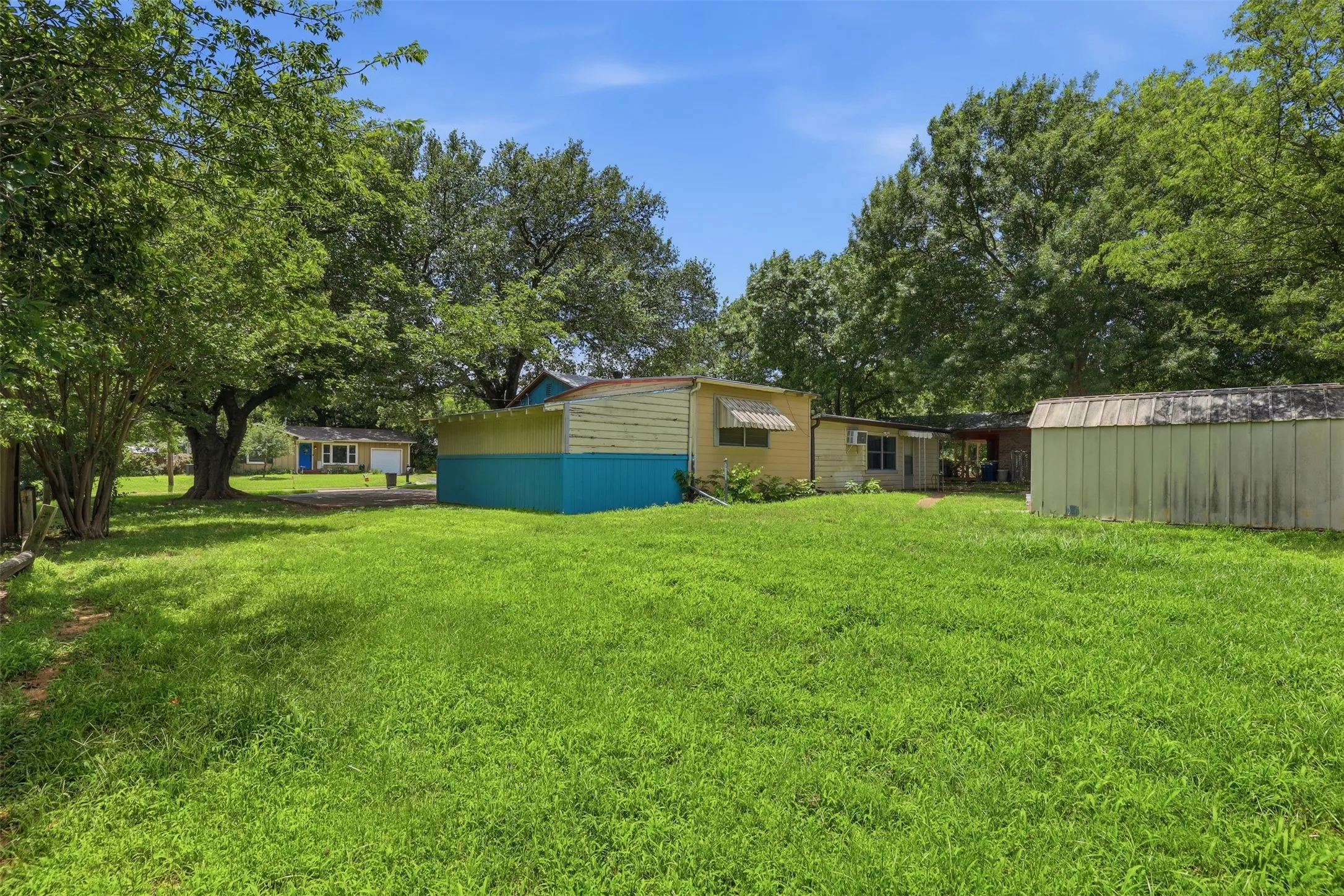 You'll love the huge back yard with NOTHING behind you!