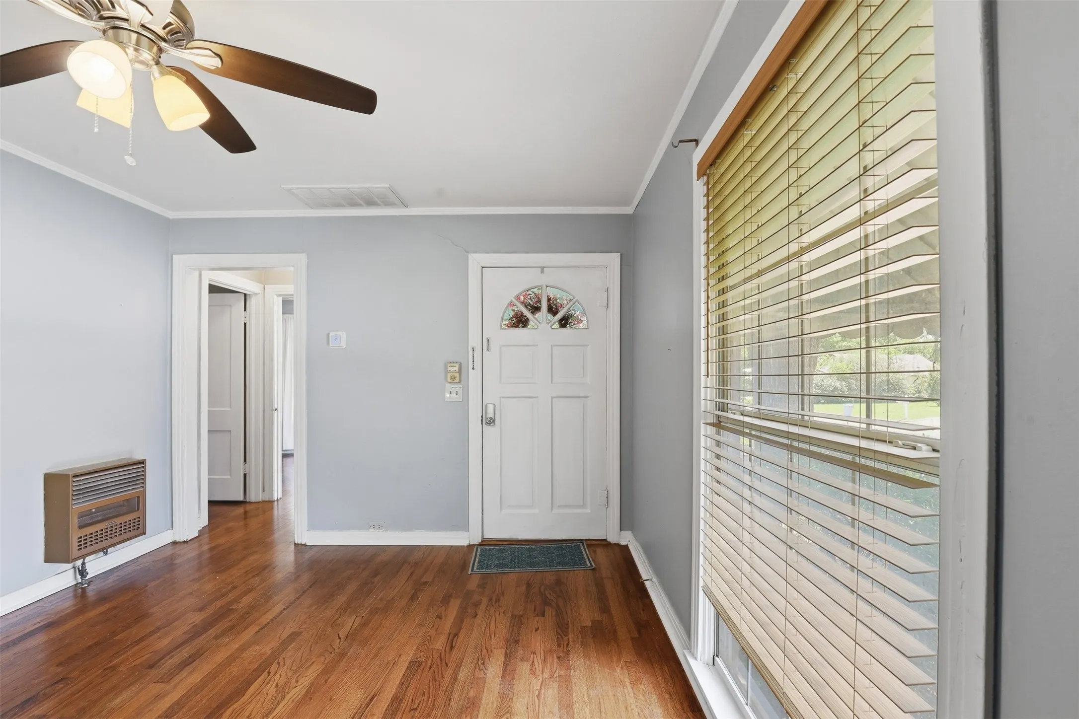 Check out the REAL hardwood floors!