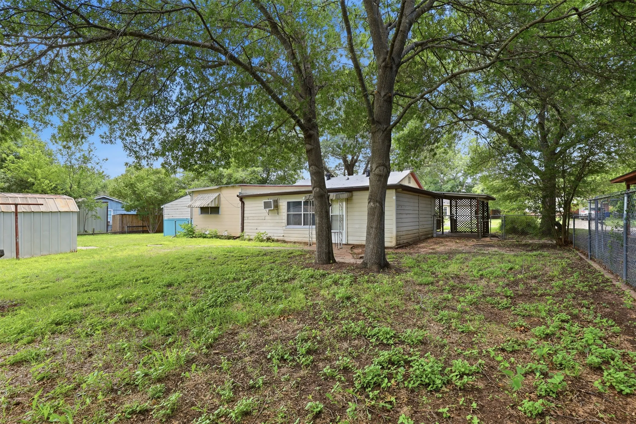 You're going to love the yard and all the trees!