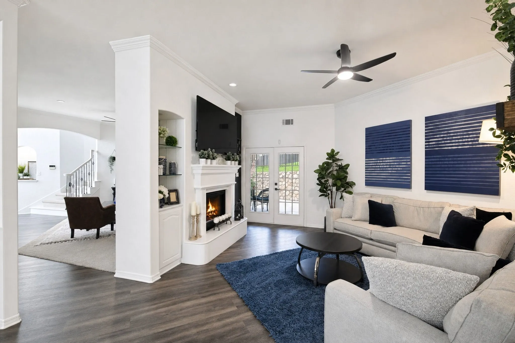 Single Family Residence For Sale in Tarrant County , 816 Lake View Court E, Crowley, Texas 76036, 4 Bedroom, 4 Bathroom, 2 Garage spaces, 3,486 Sqft, built in 1999, mls#21366207, Real Estate Agent in Crowley, Homes For Sale in Tarrant county, Homes For Sale in Crowley, Realtor in Crowley Texas, Real Estate Brokerage Independent Realty Texas, Luminita Cordes Realtor