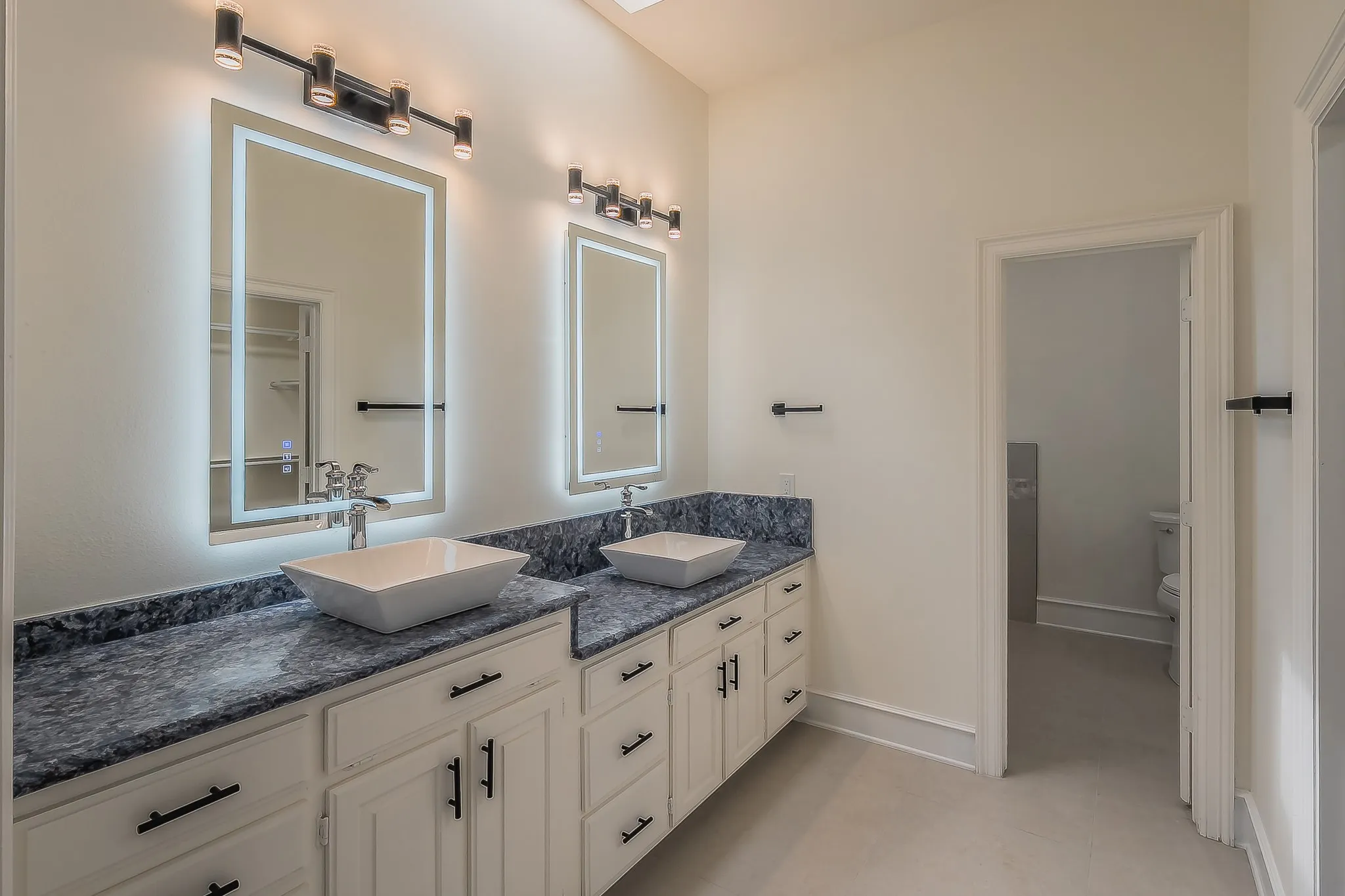 Single Family Residence For Rent in Denton County , 543 Timber Ridge Drive, Trophy Club, Texas 76262, 4 Bedroom, 4 Bathroom, 2 Garage spaces, 3,542 Sqft, built in 1986, mls#21366204, Real Estate Agent in Trophy Club, Homes For Rent in Denton county, Homes For Rent in Trophy Club, Realtor in Trophy Club Texas, Real Estate Brokerage Independent Realty Texas, Luminita Cordes Realtor