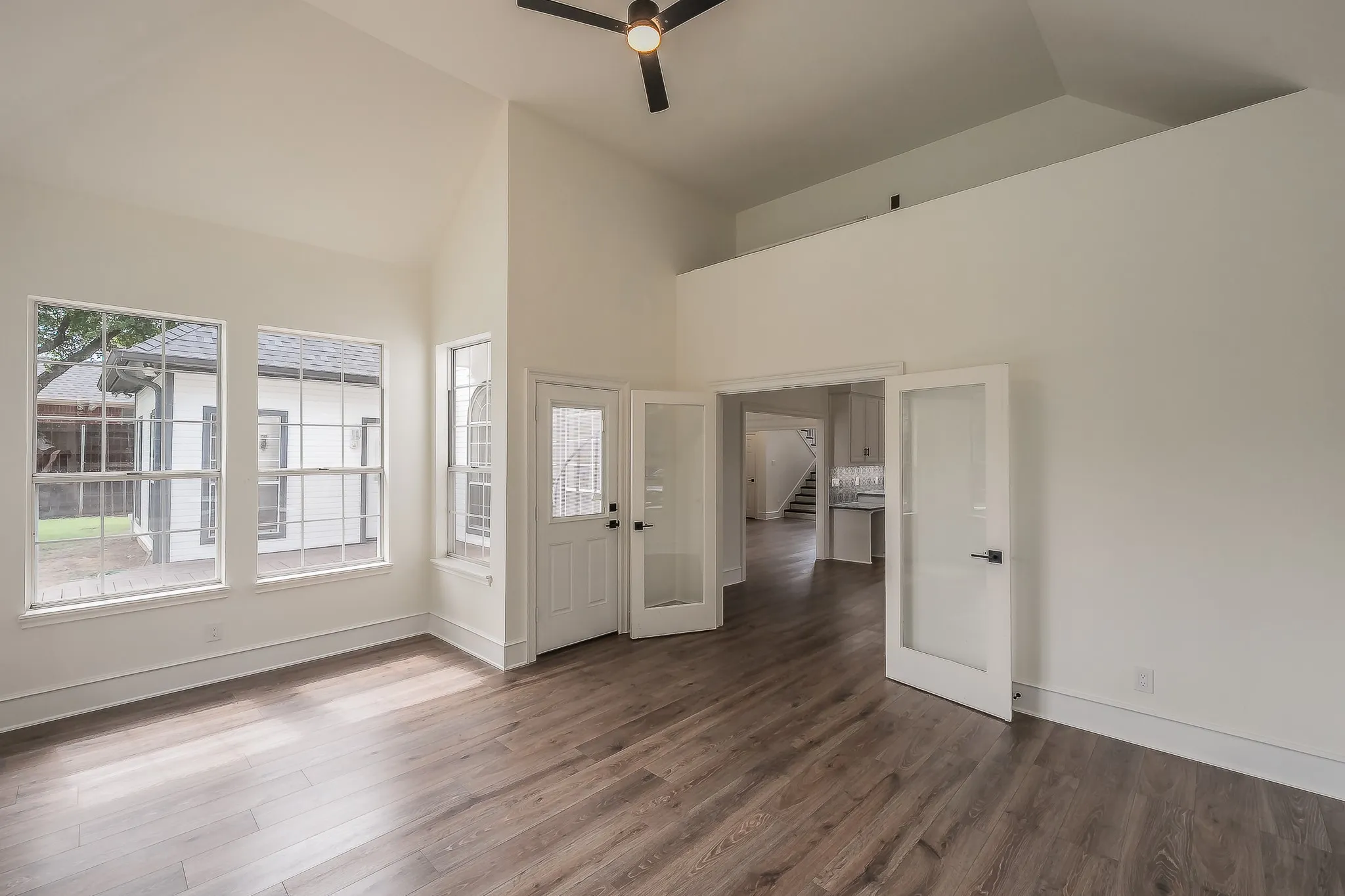 Single Family Residence For Rent in Denton County , 543 Timber Ridge Drive, Trophy Club, Texas 76262, 4 Bedroom, 4 Bathroom, 2 Garage spaces, 3,542 Sqft, built in 1986, mls#21366204, Real Estate Agent in Trophy Club, Homes For Rent in Denton county, Homes For Rent in Trophy Club, Realtor in Trophy Club Texas, Real Estate Brokerage Independent Realty Texas, Luminita Cordes Realtor