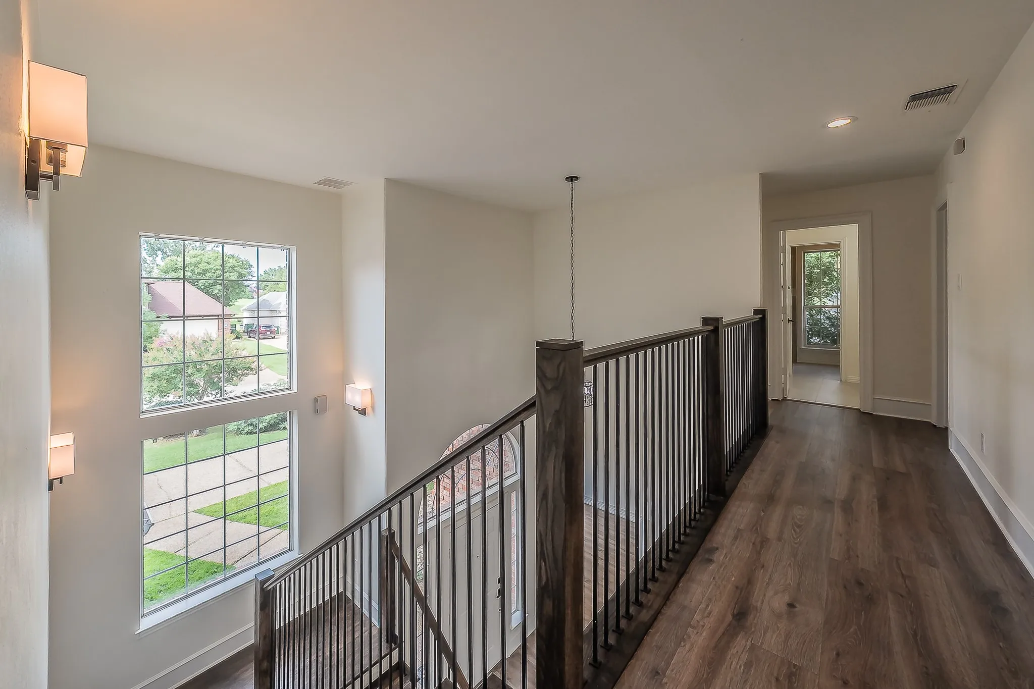 Single Family Residence For Rent in Denton County , 543 Timber Ridge Drive, Trophy Club, Texas 76262, 4 Bedroom, 4 Bathroom, 2 Garage spaces, 3,542 Sqft, built in 1986, mls#21366204, Real Estate Agent in Trophy Club, Homes For Rent in Denton county, Homes For Rent in Trophy Club, Realtor in Trophy Club Texas, Real Estate Brokerage Independent Realty Texas, Luminita Cordes Realtor