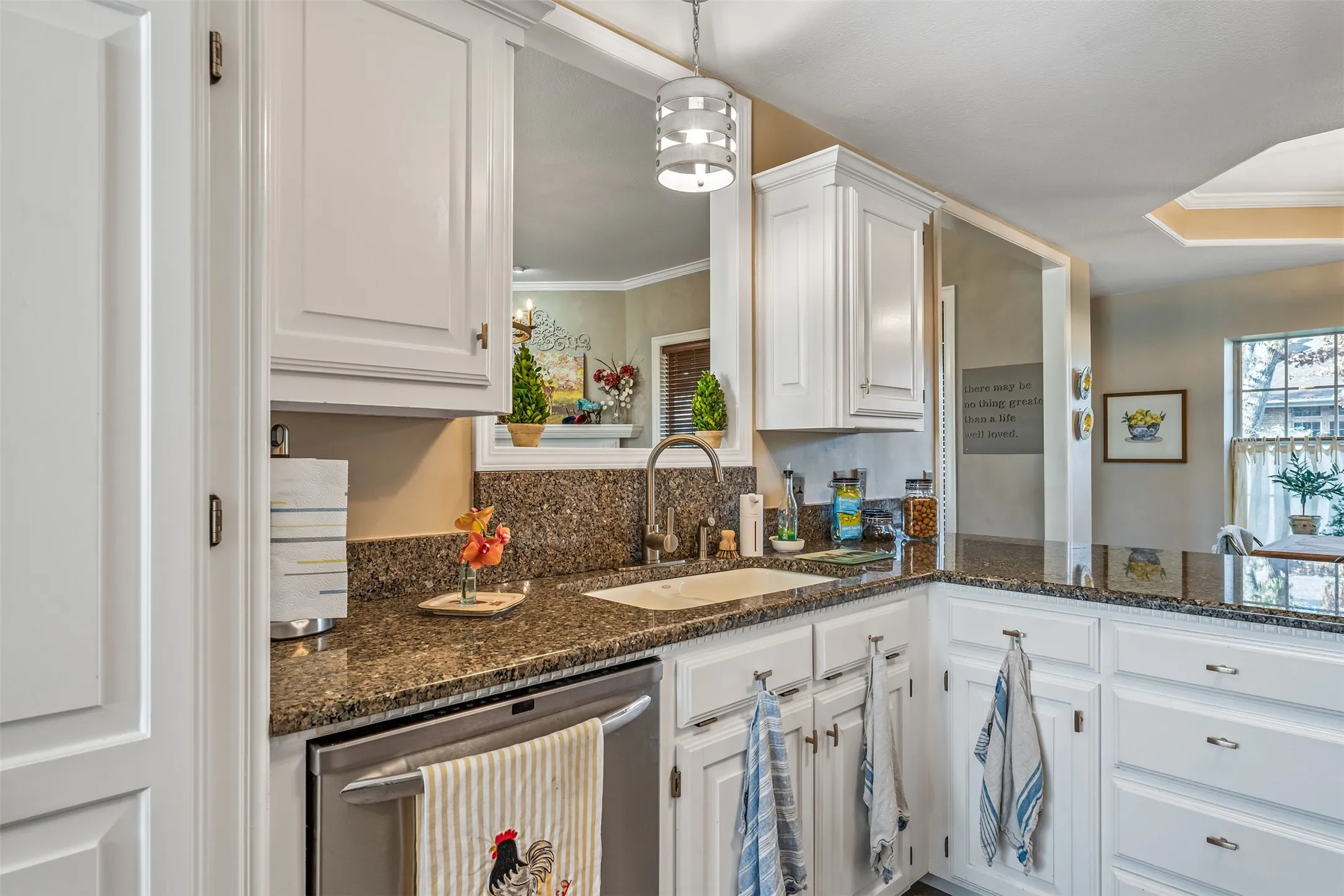 Single Family Residence For Sale in Smith County , 18564 County Road 1100, Flint, Texas 75762, 3 Bedroom, 2 Bathroom, 2 Garage spaces, 2,127 Sqft, built in 1996, mls#21366231, Real Estate Agent in Flint, Homes For Sale in Smith county, Homes For Sale in Flint, Realtor in Flint Texas, Real Estate Brokerage Independent Realty Texas, Luminita Cordes Realtor